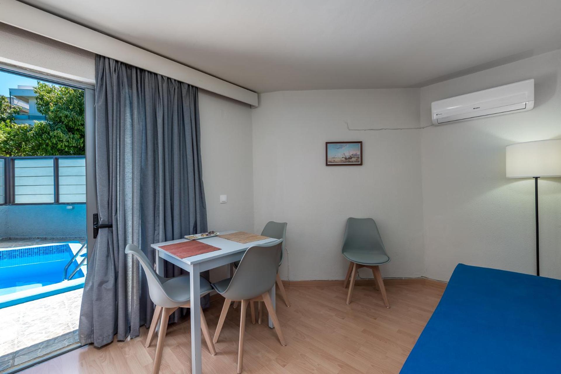 One-Bedroom Apartment Ground Floor (1-3 Adults) - Photo 11