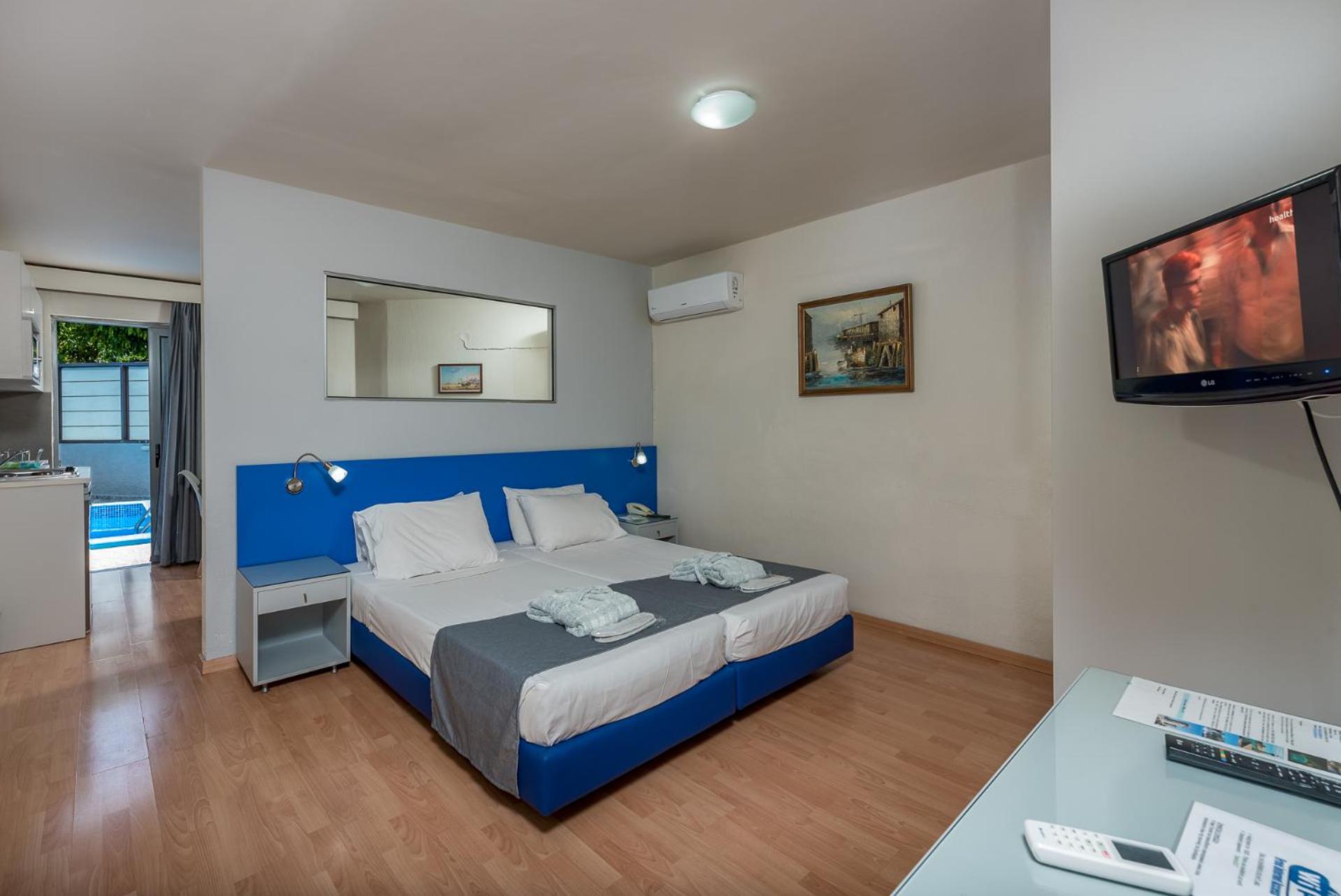 One-Bedroom Apartment Ground Floor (1-3 Adults) - Photo 1