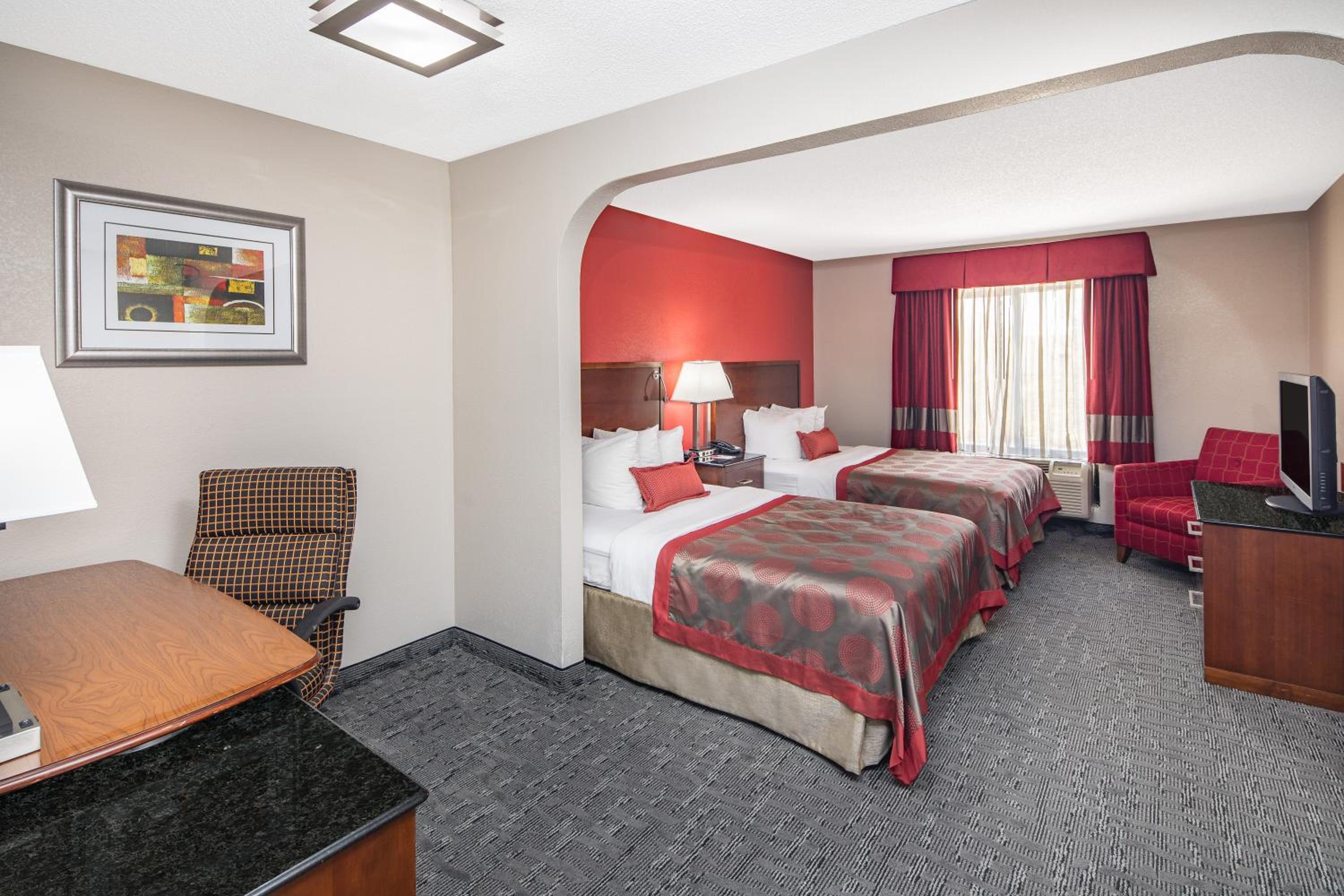 One-Bedroom Suite with Two Double Beds - Non-Smoking - Photo 1