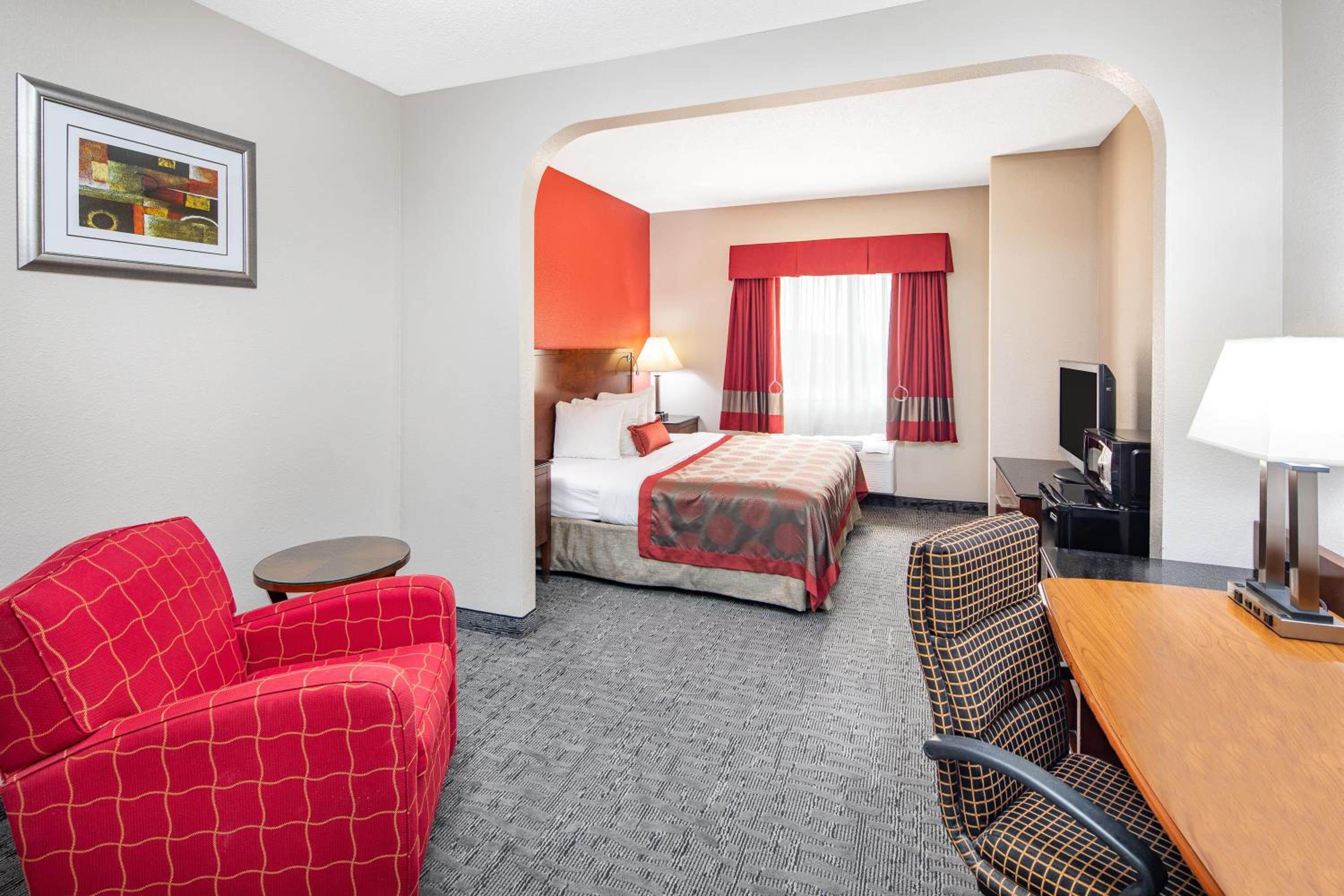 King Room - Mobility Access/Non-Smoking - Photo 1