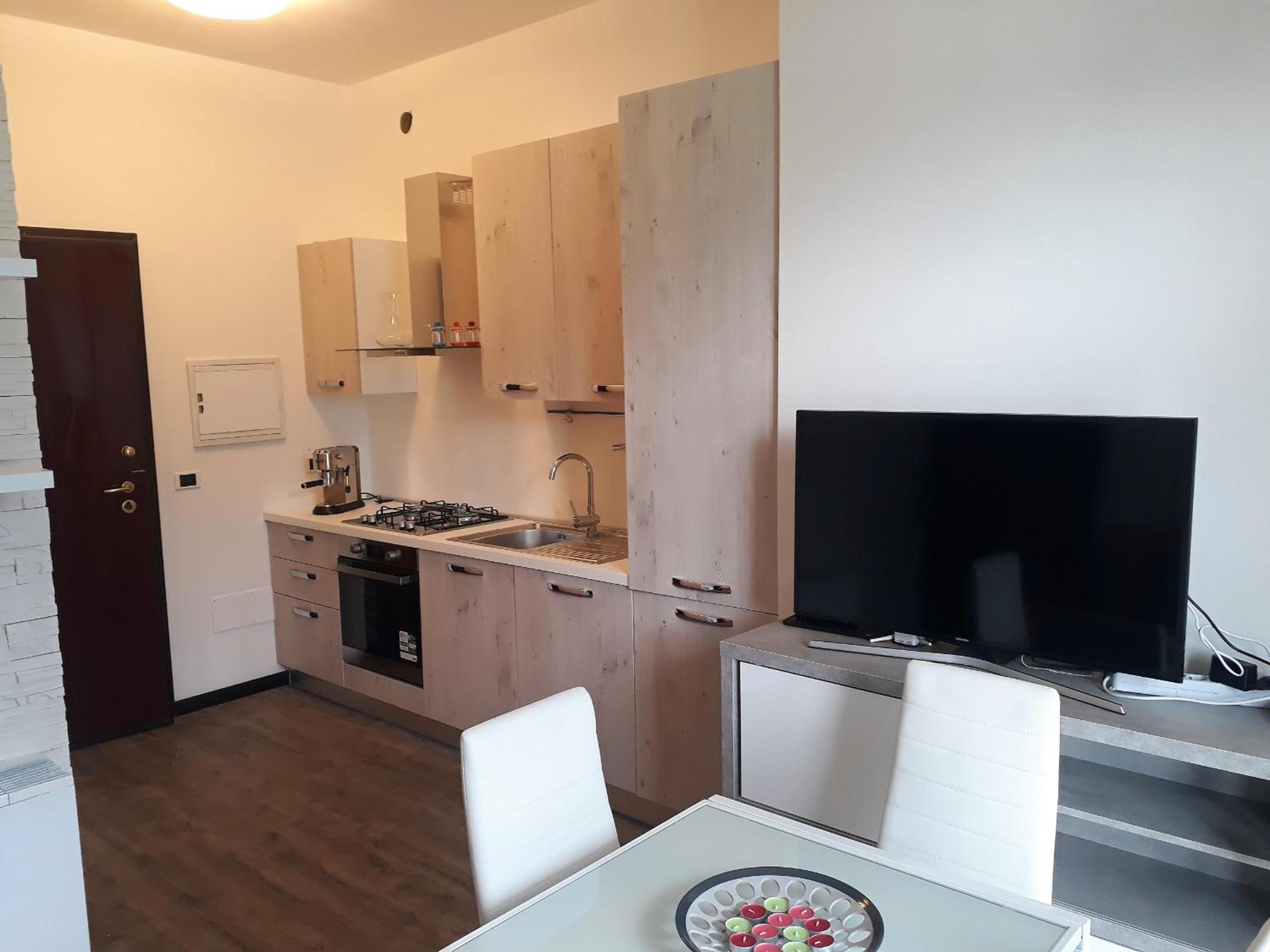 Apartment with Lake View photo 3