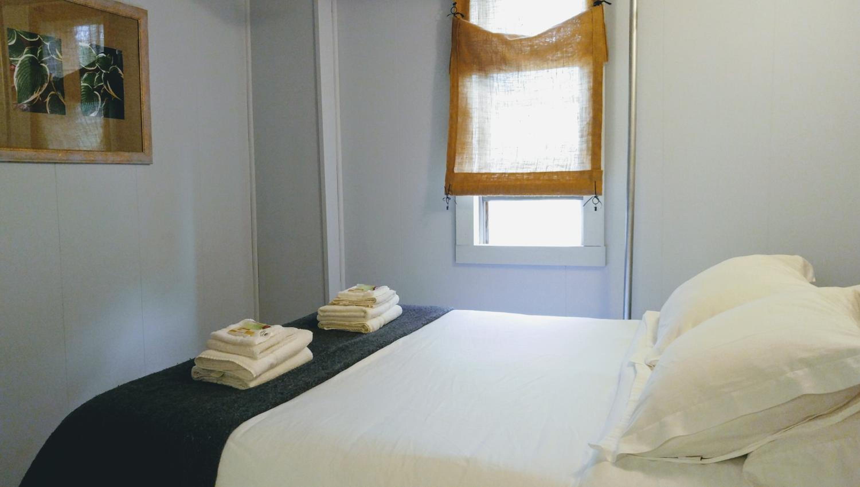 Queen Room photo 1