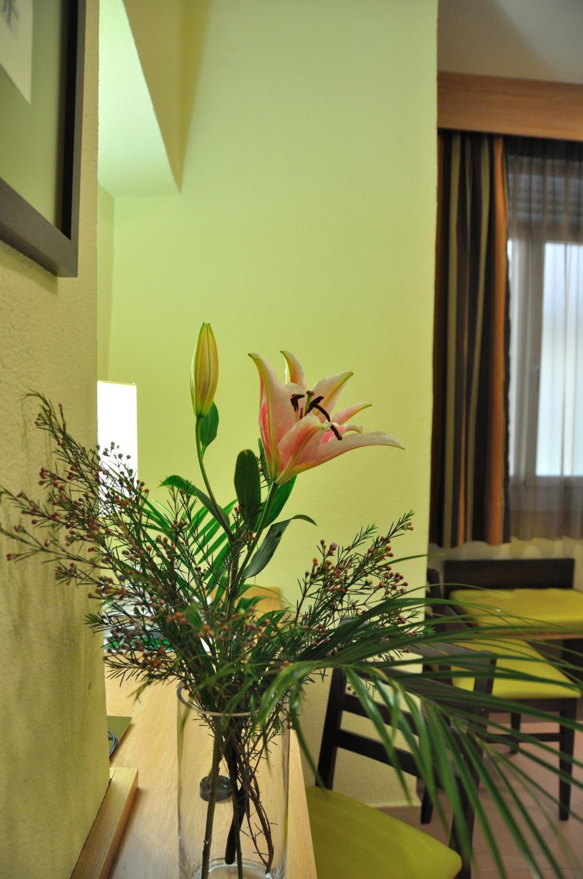 Double or Twin Room - Photo 9