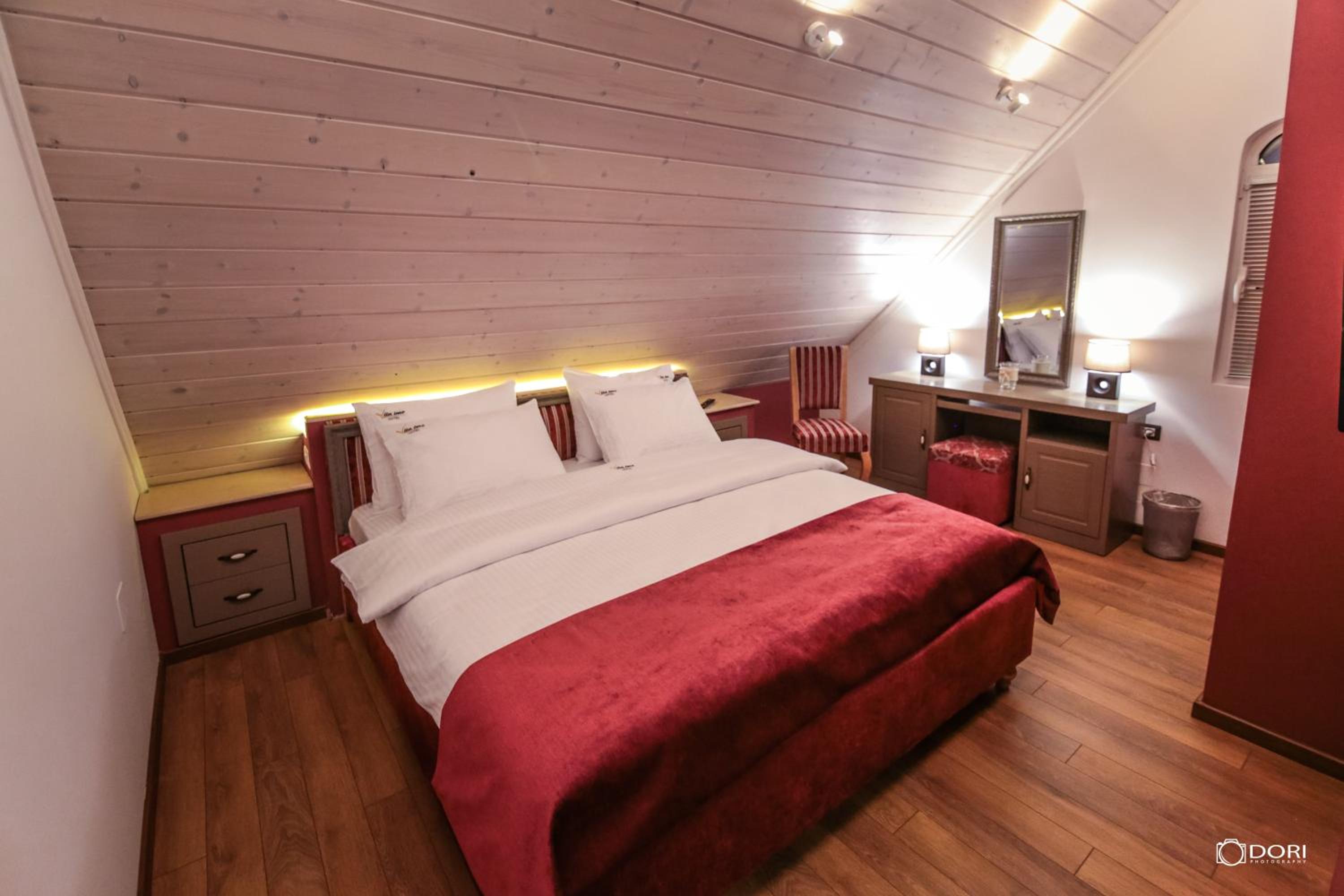 Deluxe Family Suite