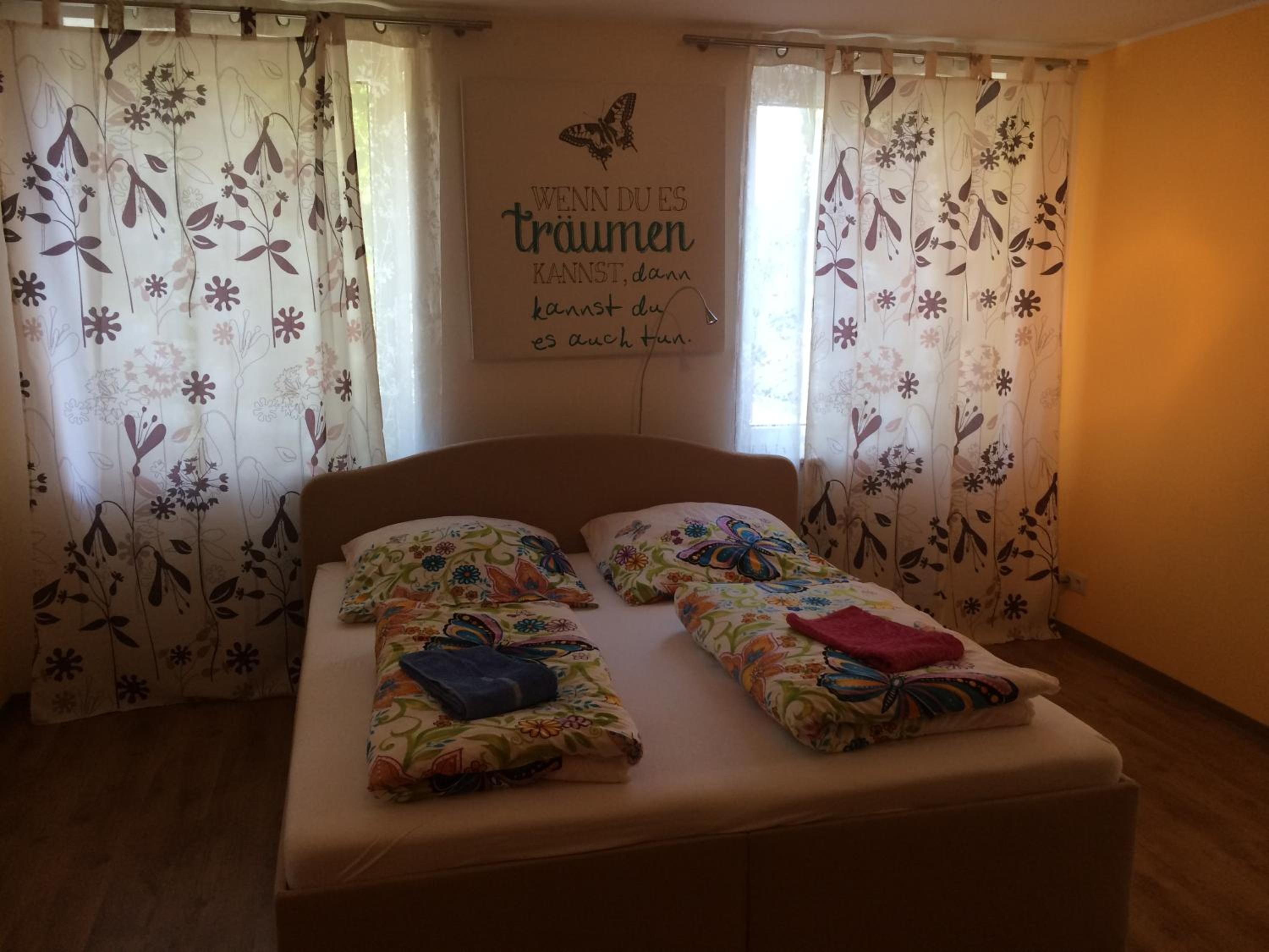 Large Double Room photo 1