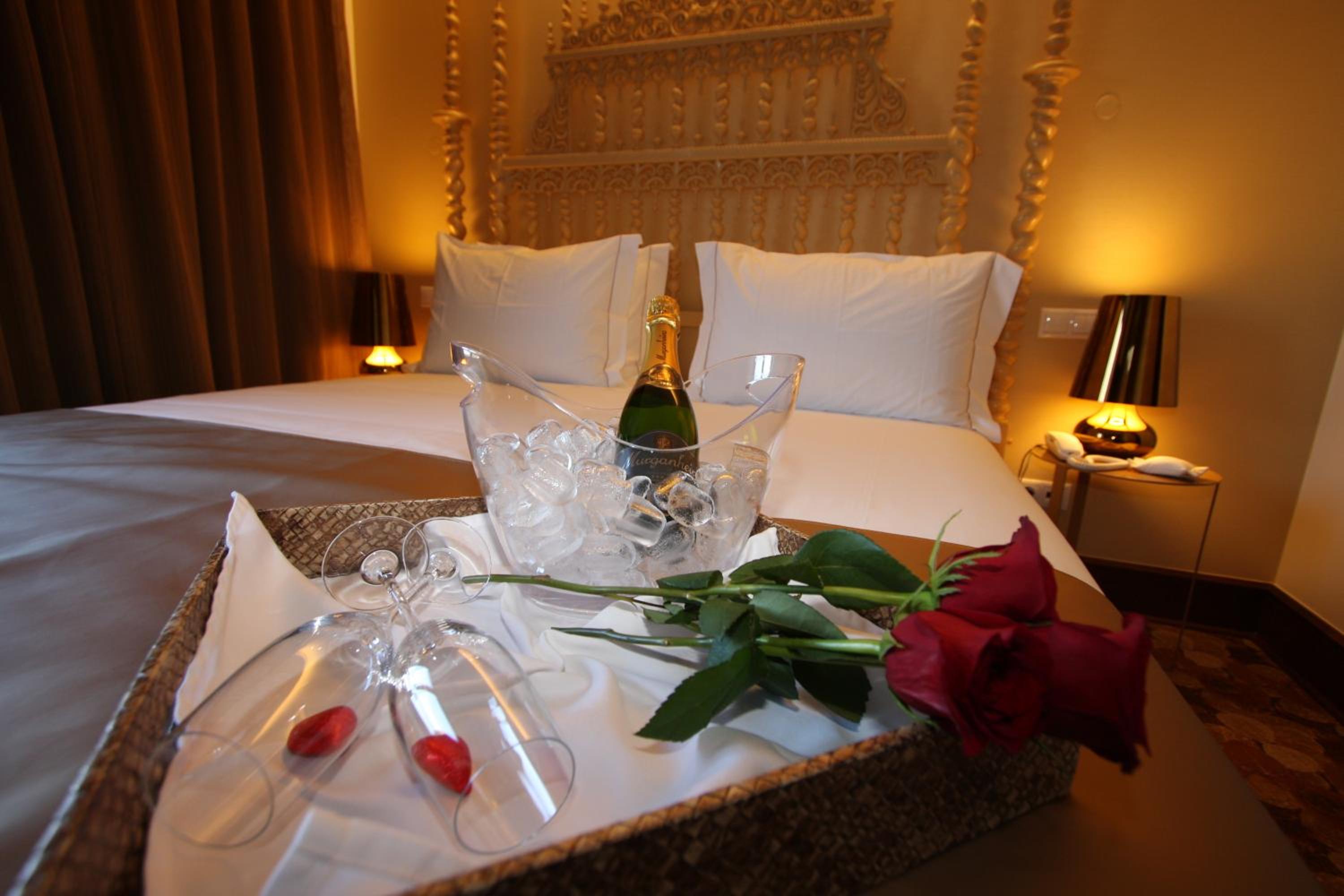 Double Room with Romantic Package