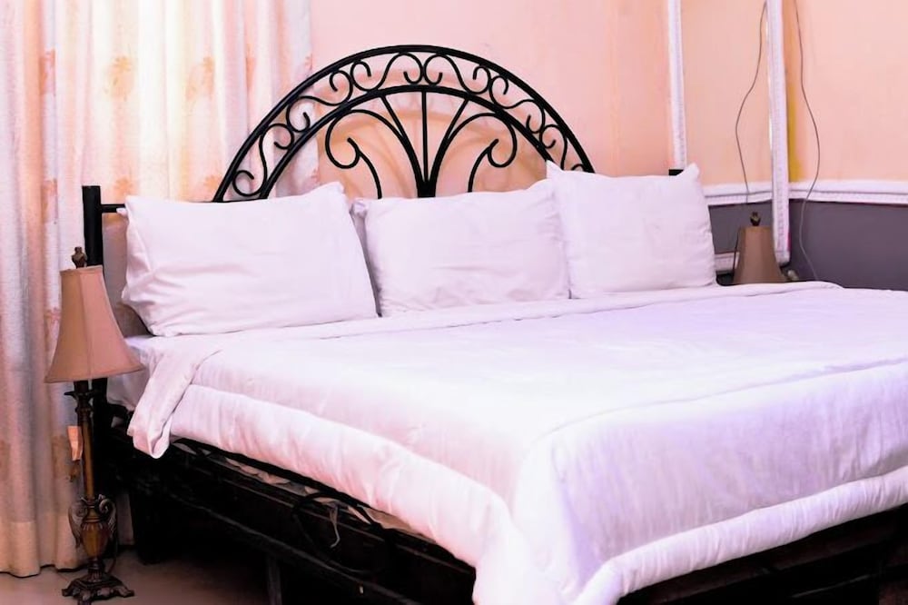 Classic Room, Balcony, City View photo 2