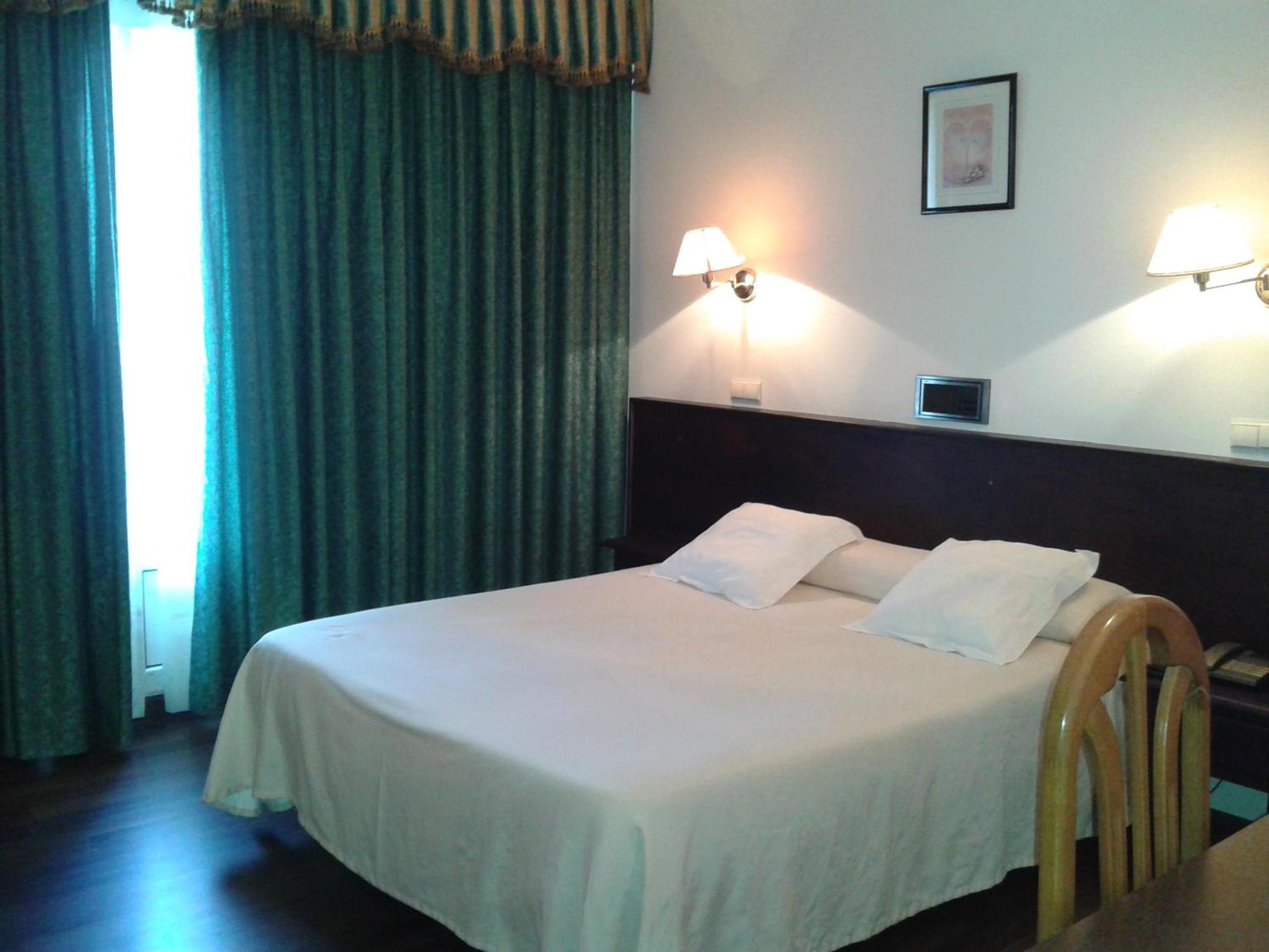 Single Room photo 3