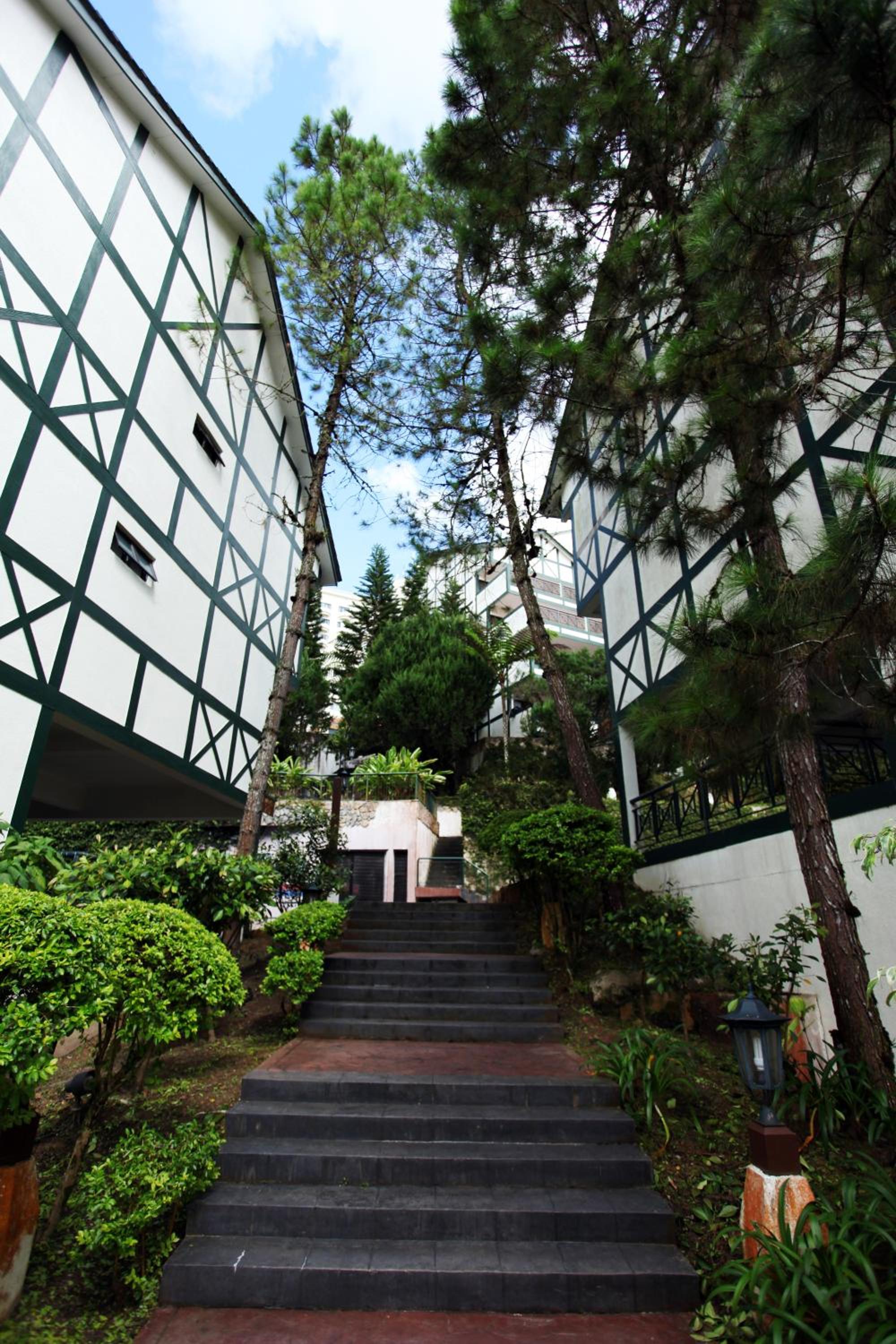 One-Bedroom Apartment - Photo 10