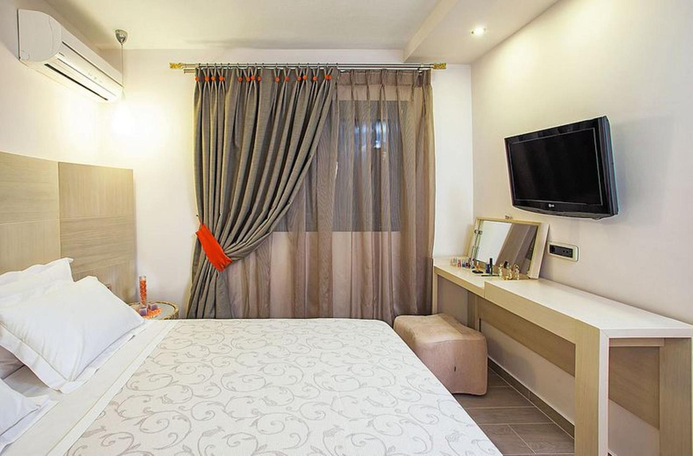 Classic One-Bedroom Suite