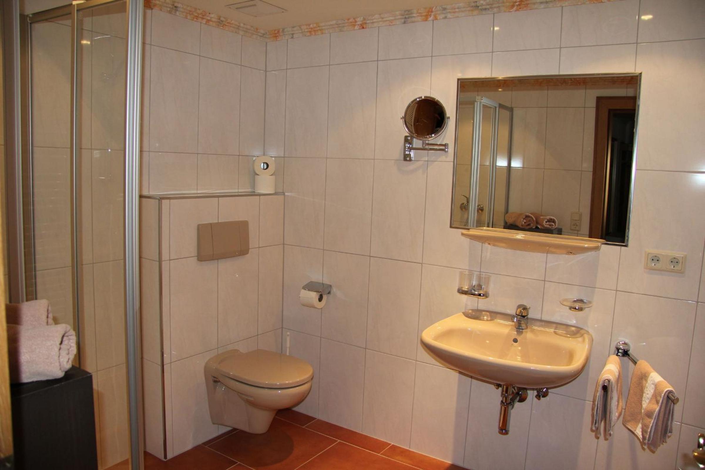 One-Bedroom Apartment with Balcony photo 2