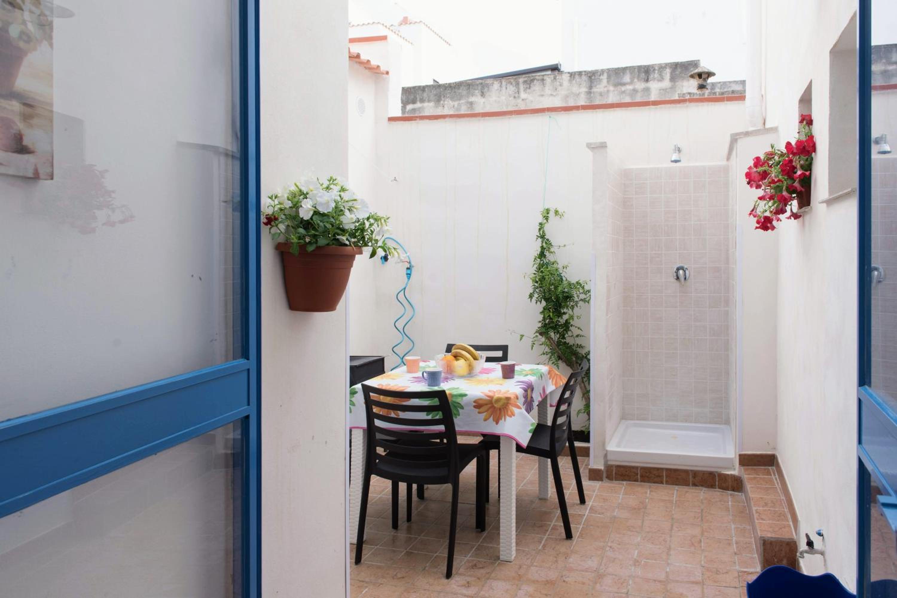 Apartment - Photo 24