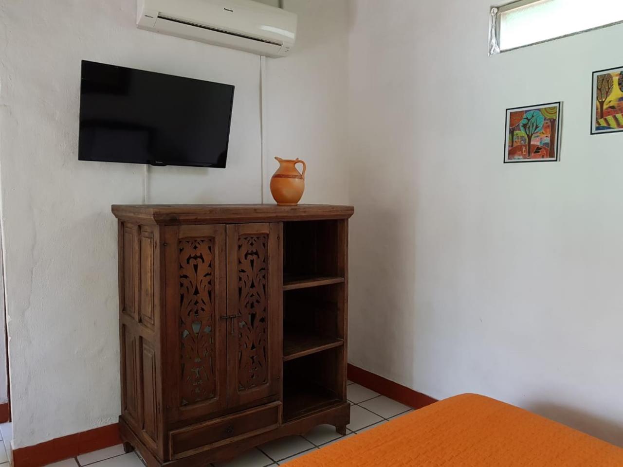 Family Room with Fan