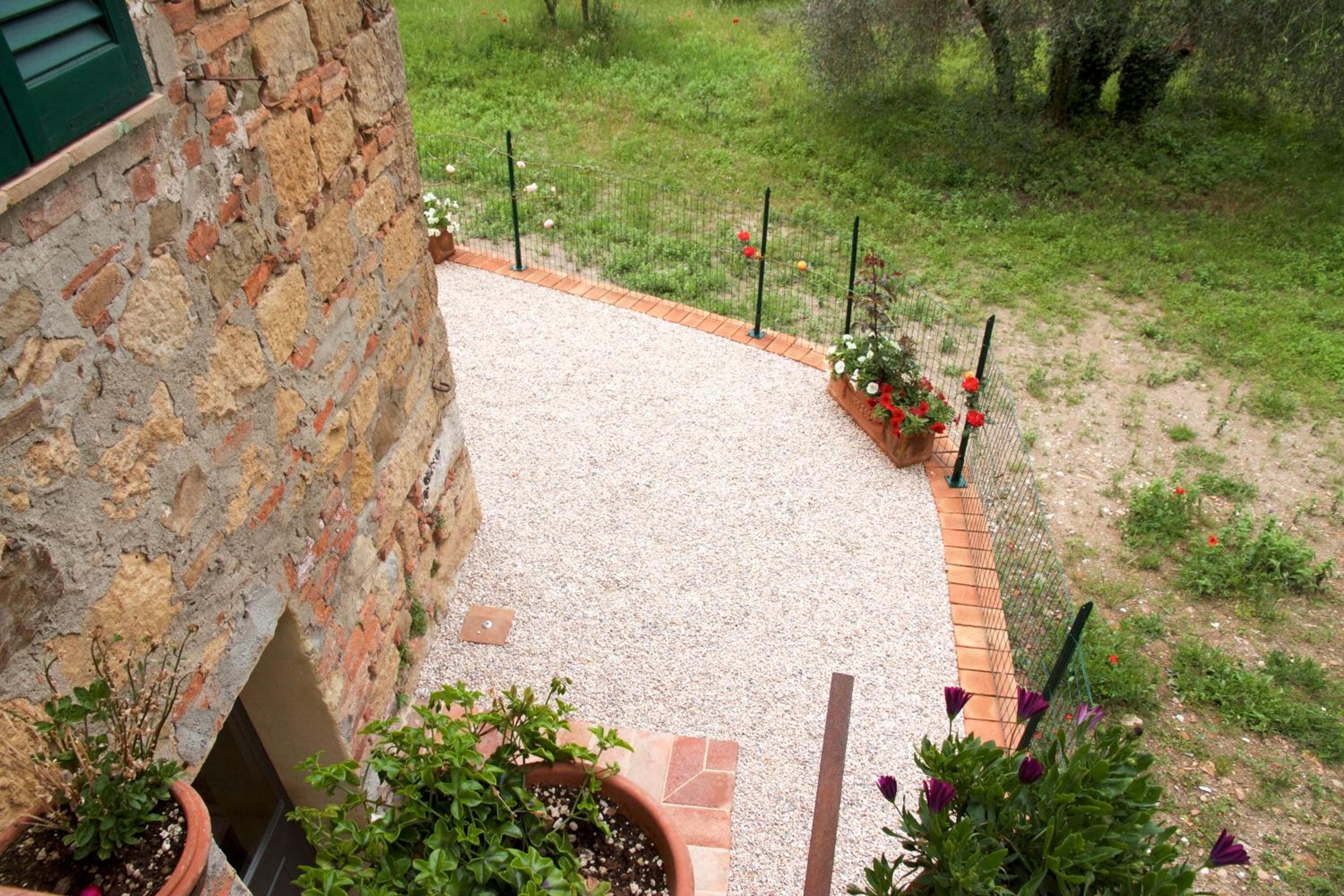 Apartment with Garden View - Photo 12