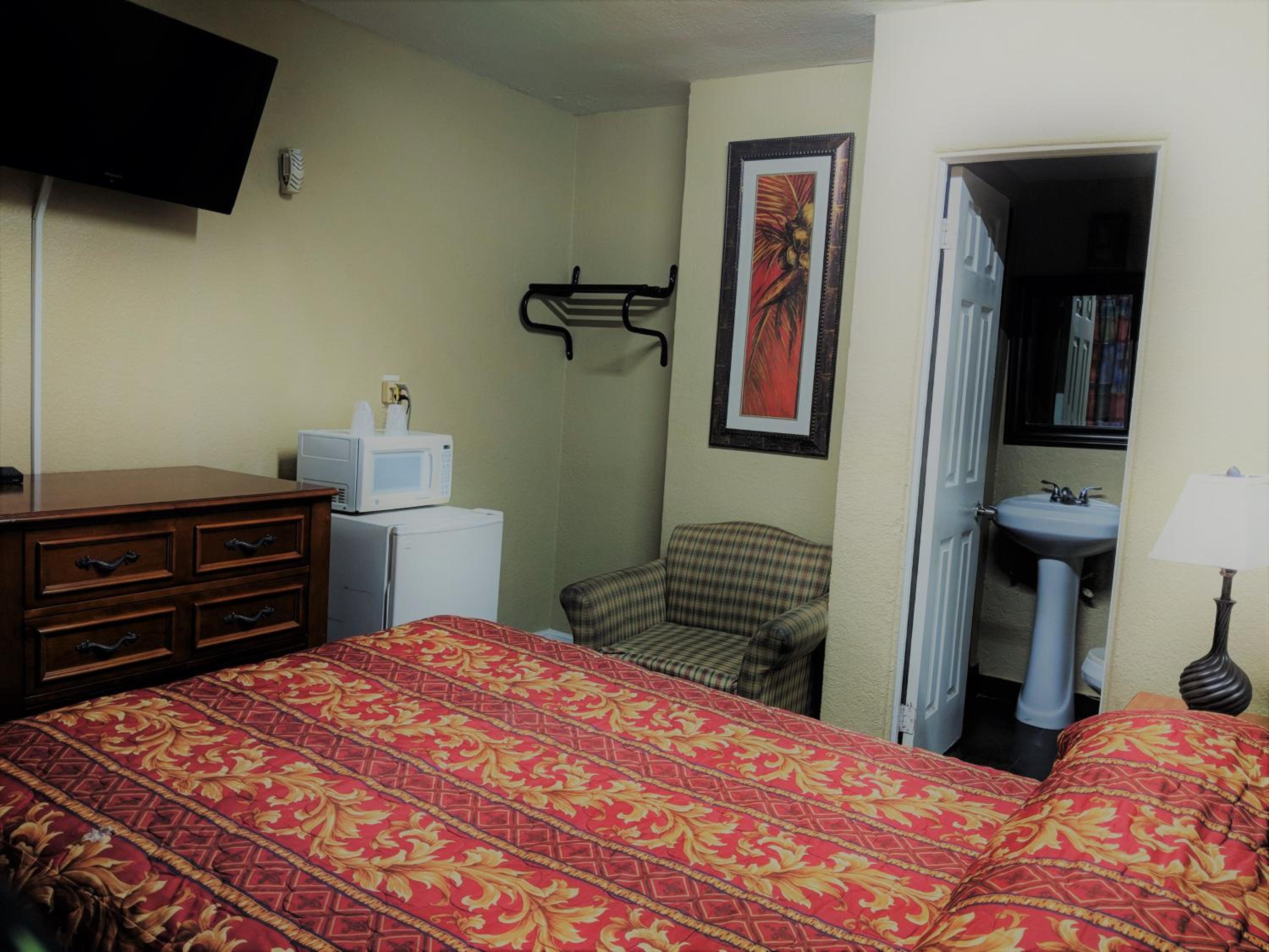 Standard Single Room - Smoking - Photo 1