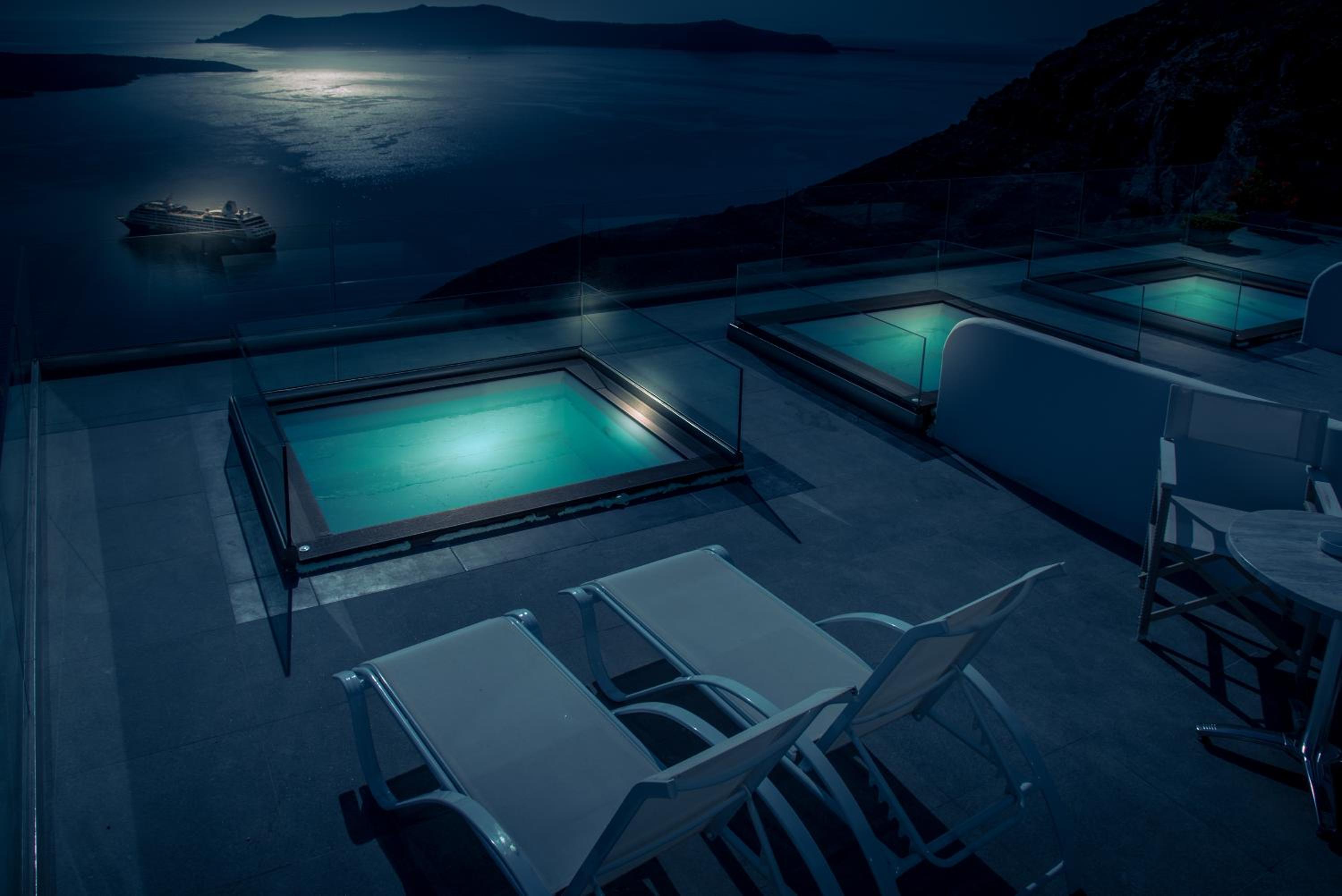 Junior Suite with Private Pool - Photo 11