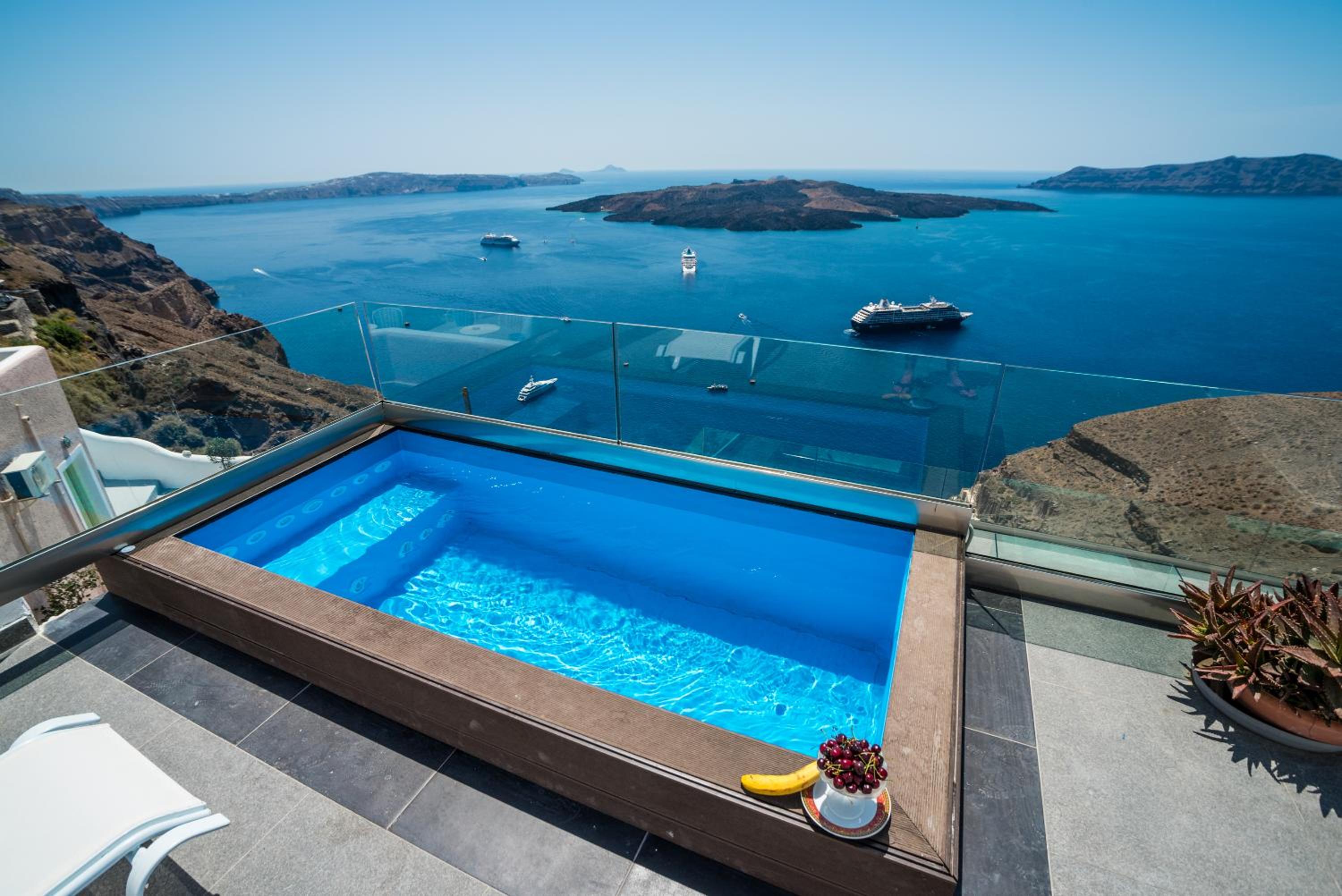 Junior Suite with Private Pool - Photo 28