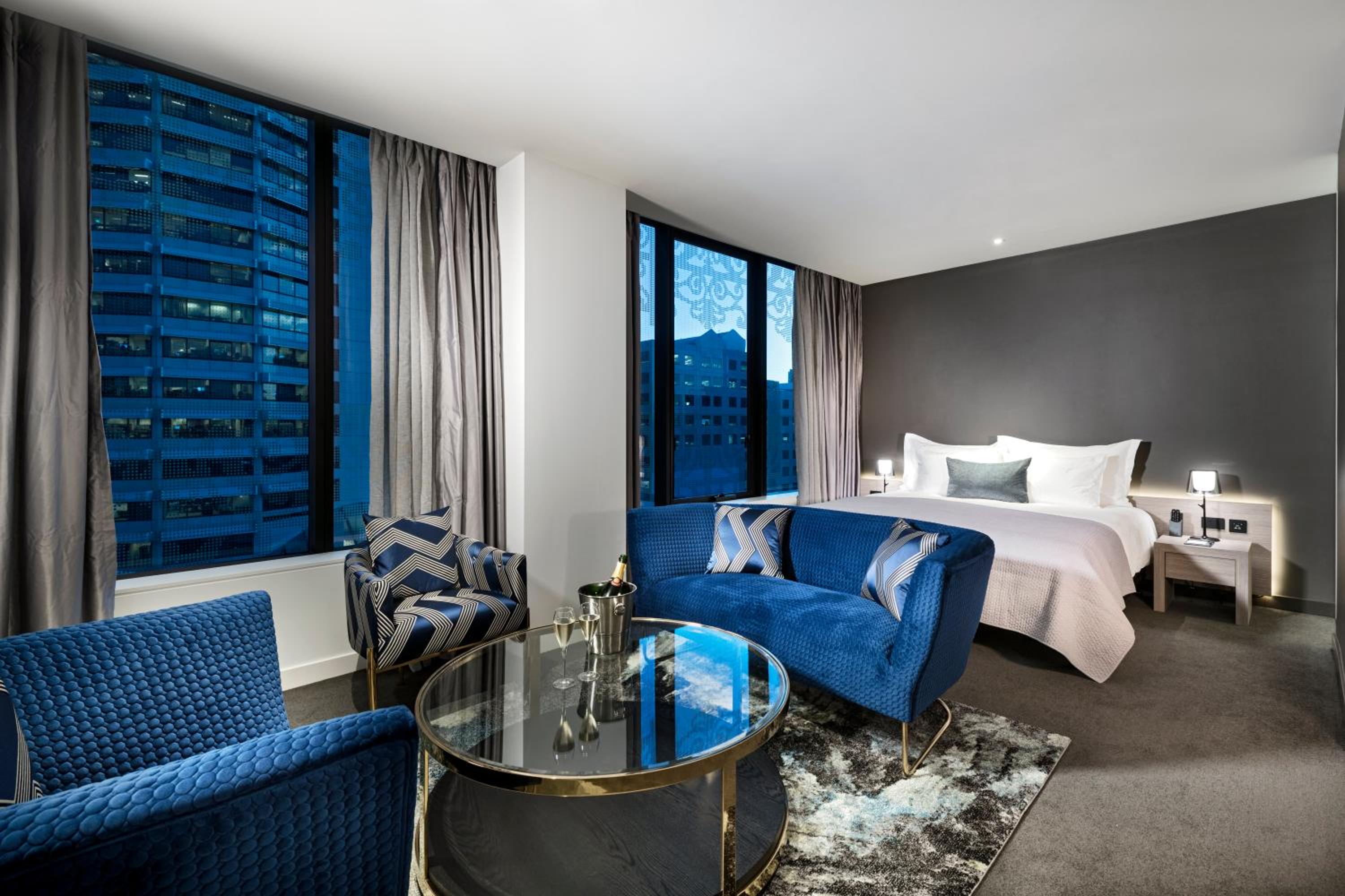 Premier King Suite
