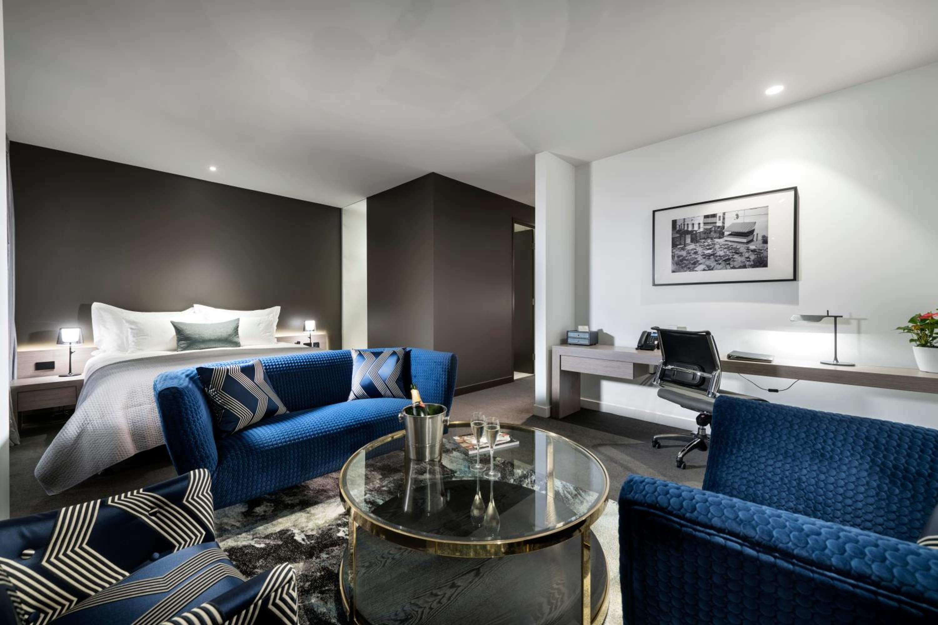 Premier King Suite