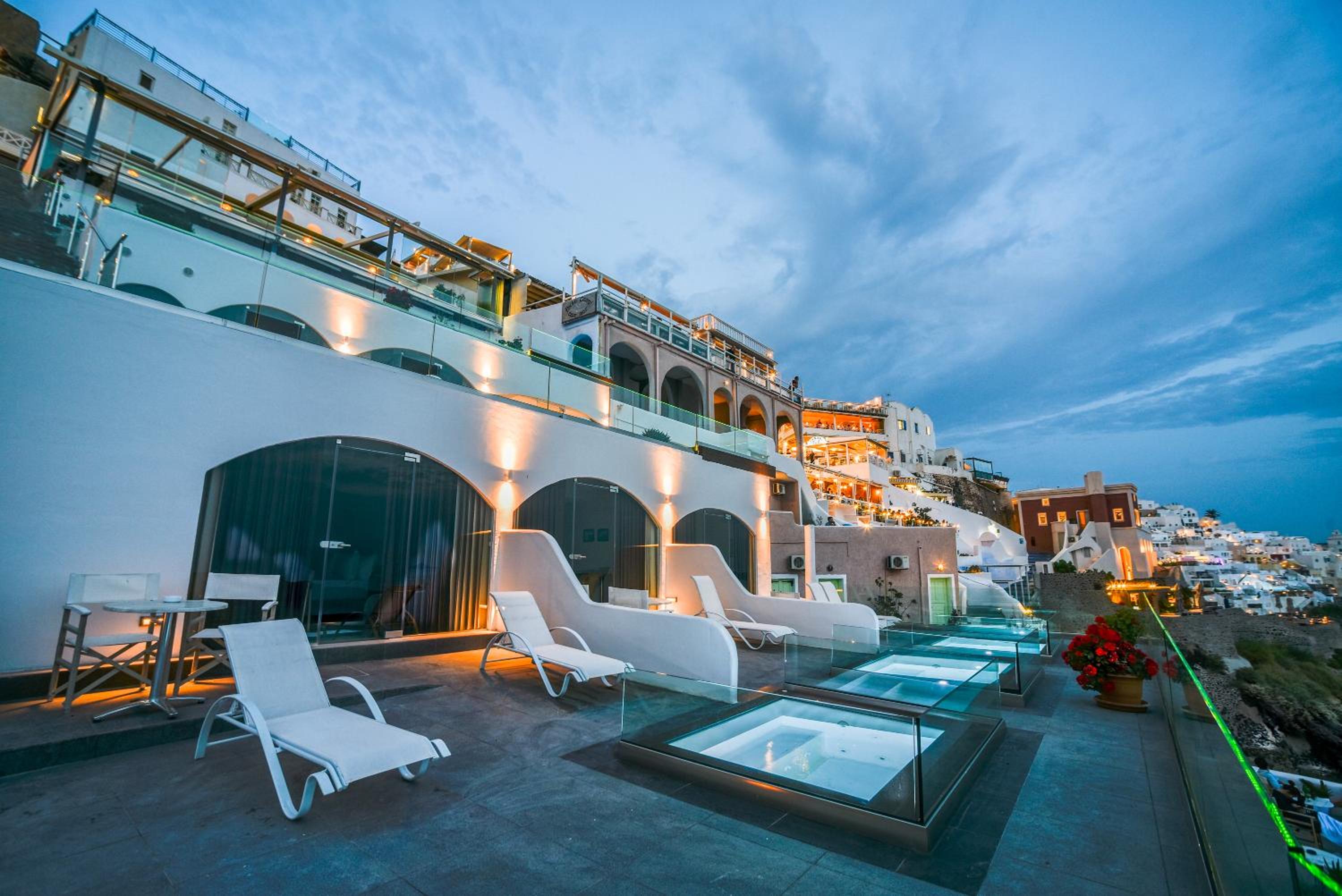 Junior Suite with Private Pool - Photo 49