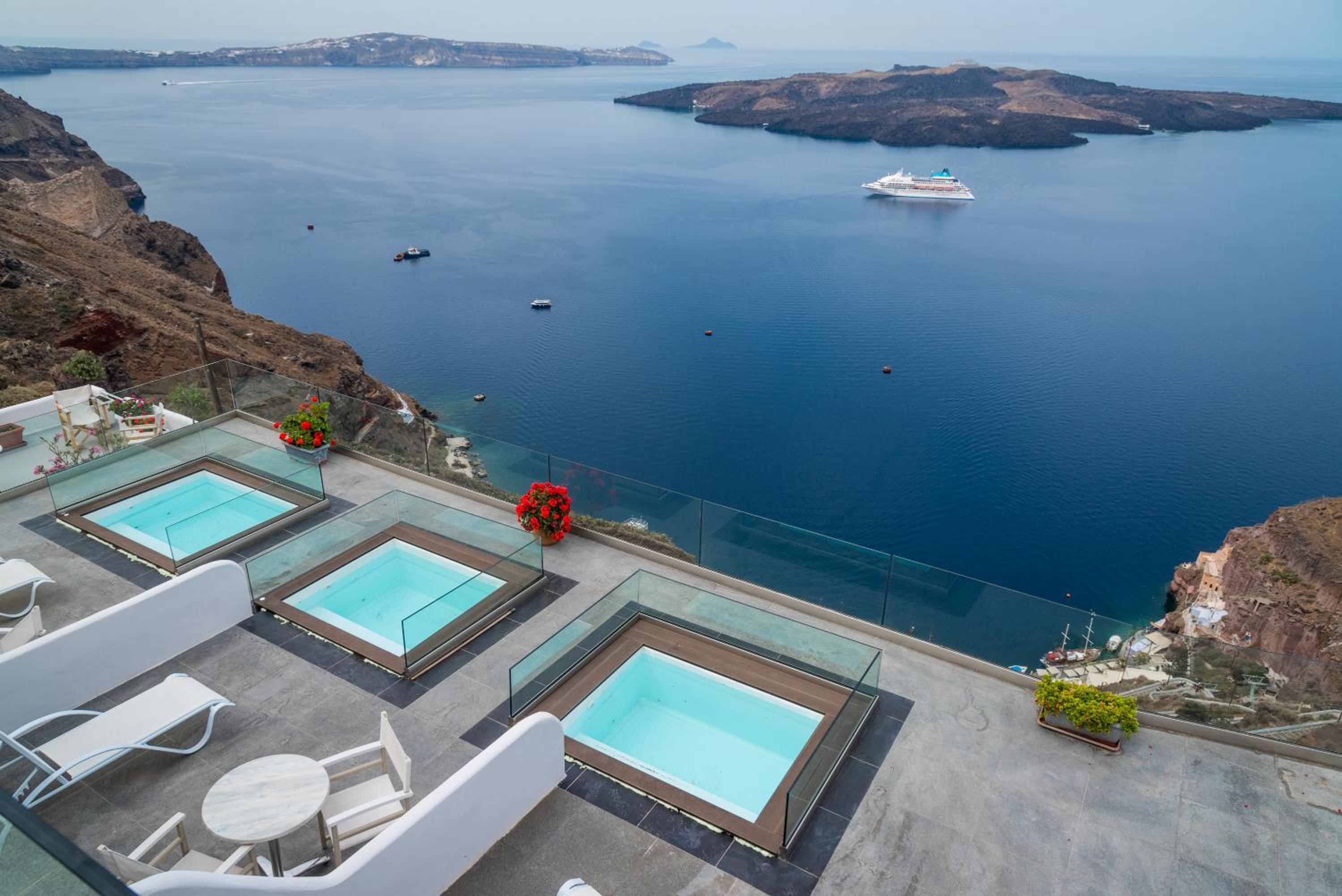 Junior Suite with Private Pool - Photo 43