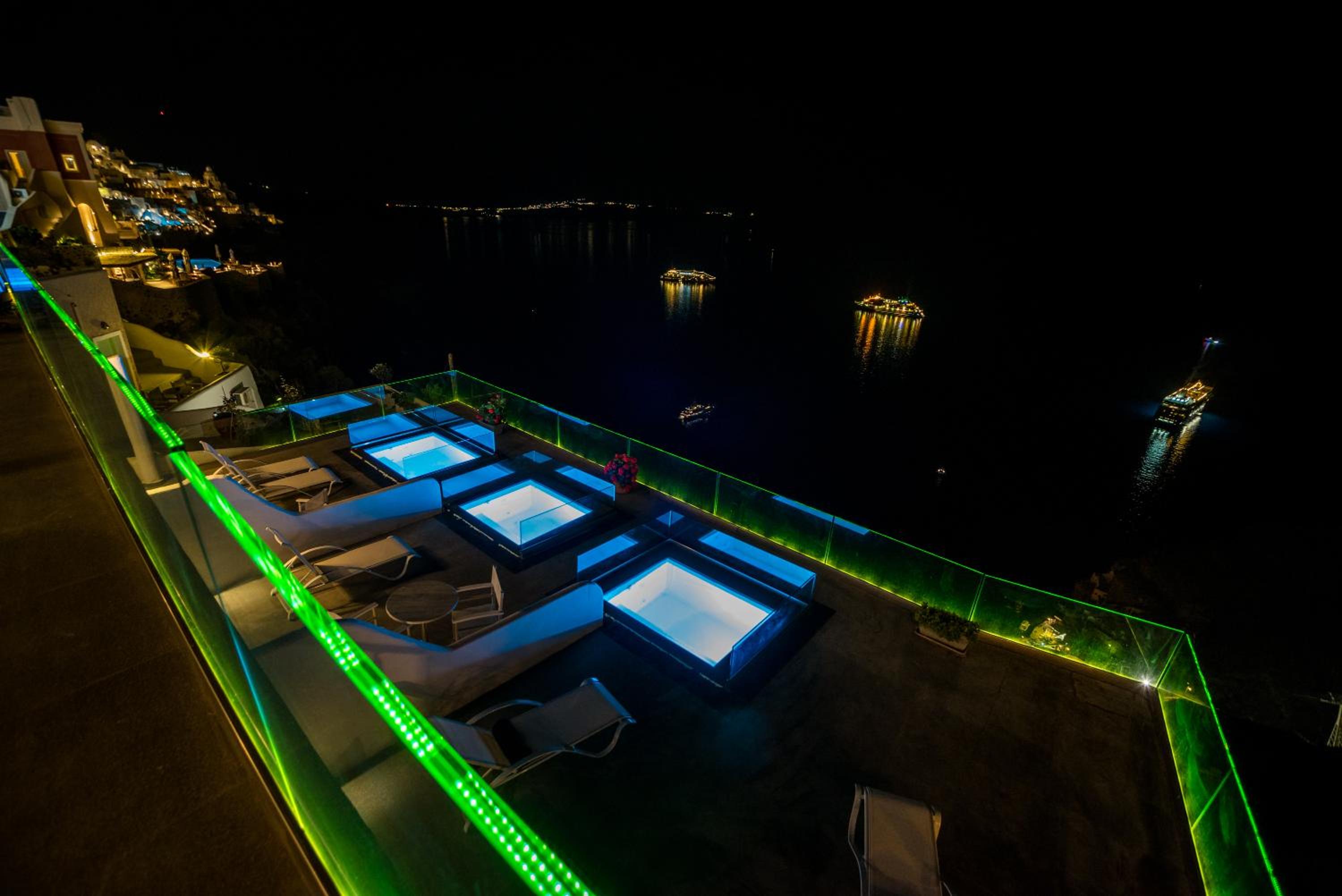 Junior Suite with Private Pool - Photo 42