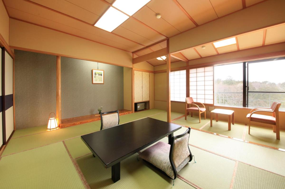 Japanese-Style Room