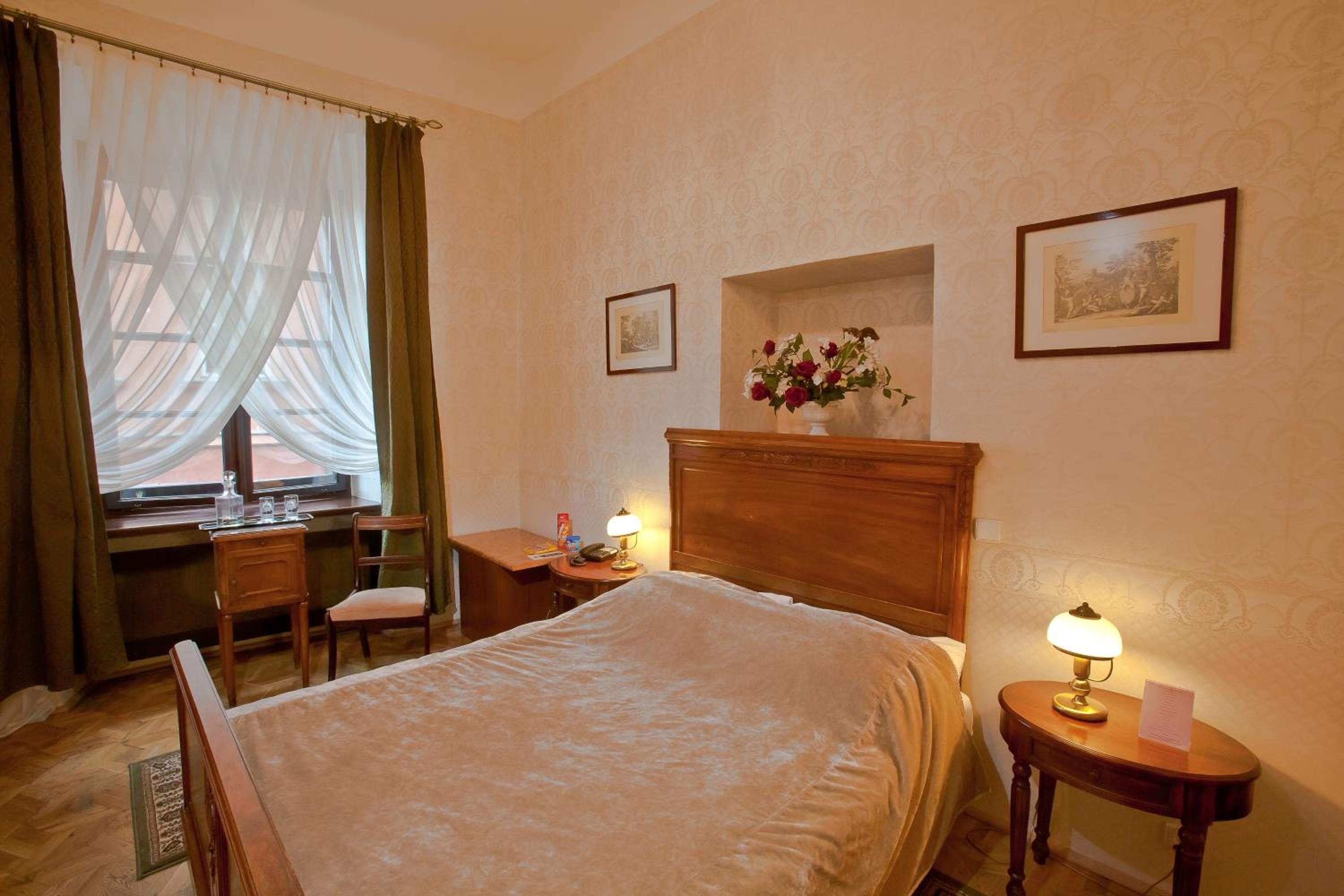 Standard Double Room - Photo 1