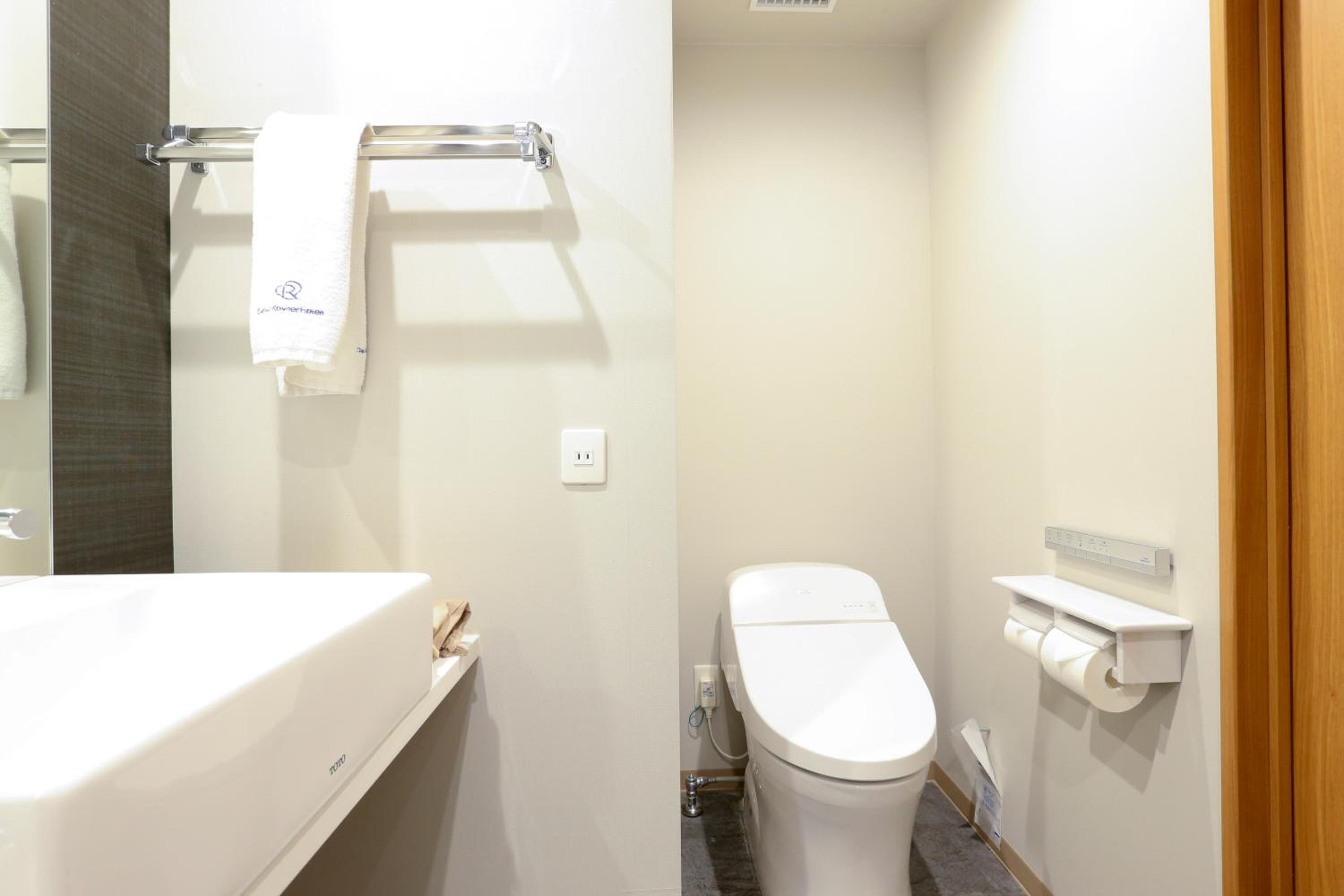 Moderate Twin Room - Smoking, photo 7