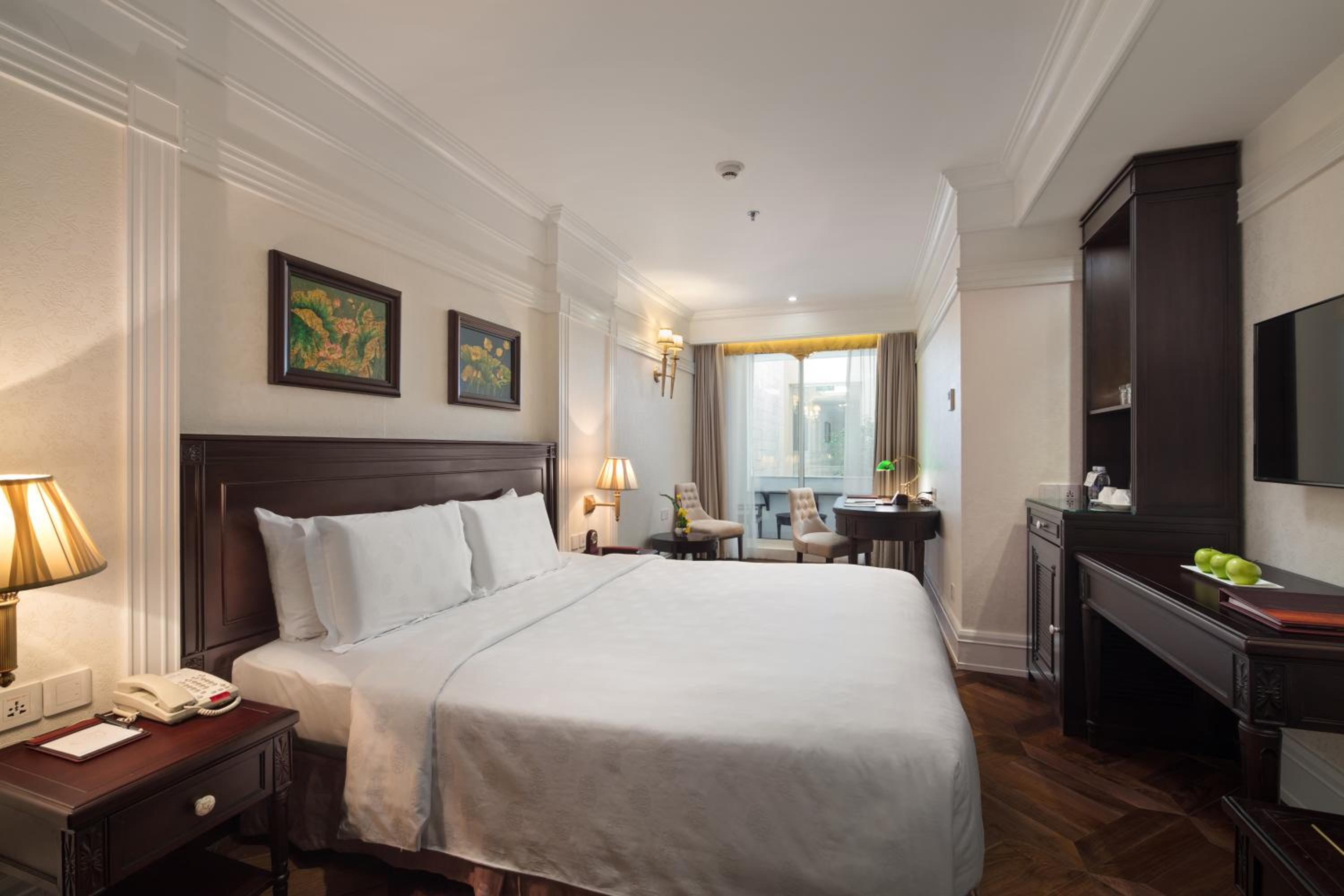 Premium Deluxe Room - Free Cocktails photo 1