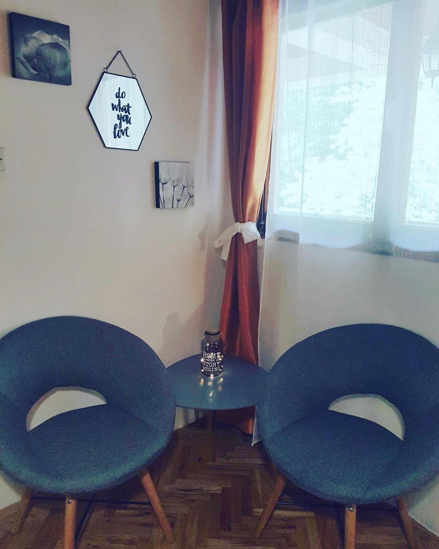 Double Room - Photo 12