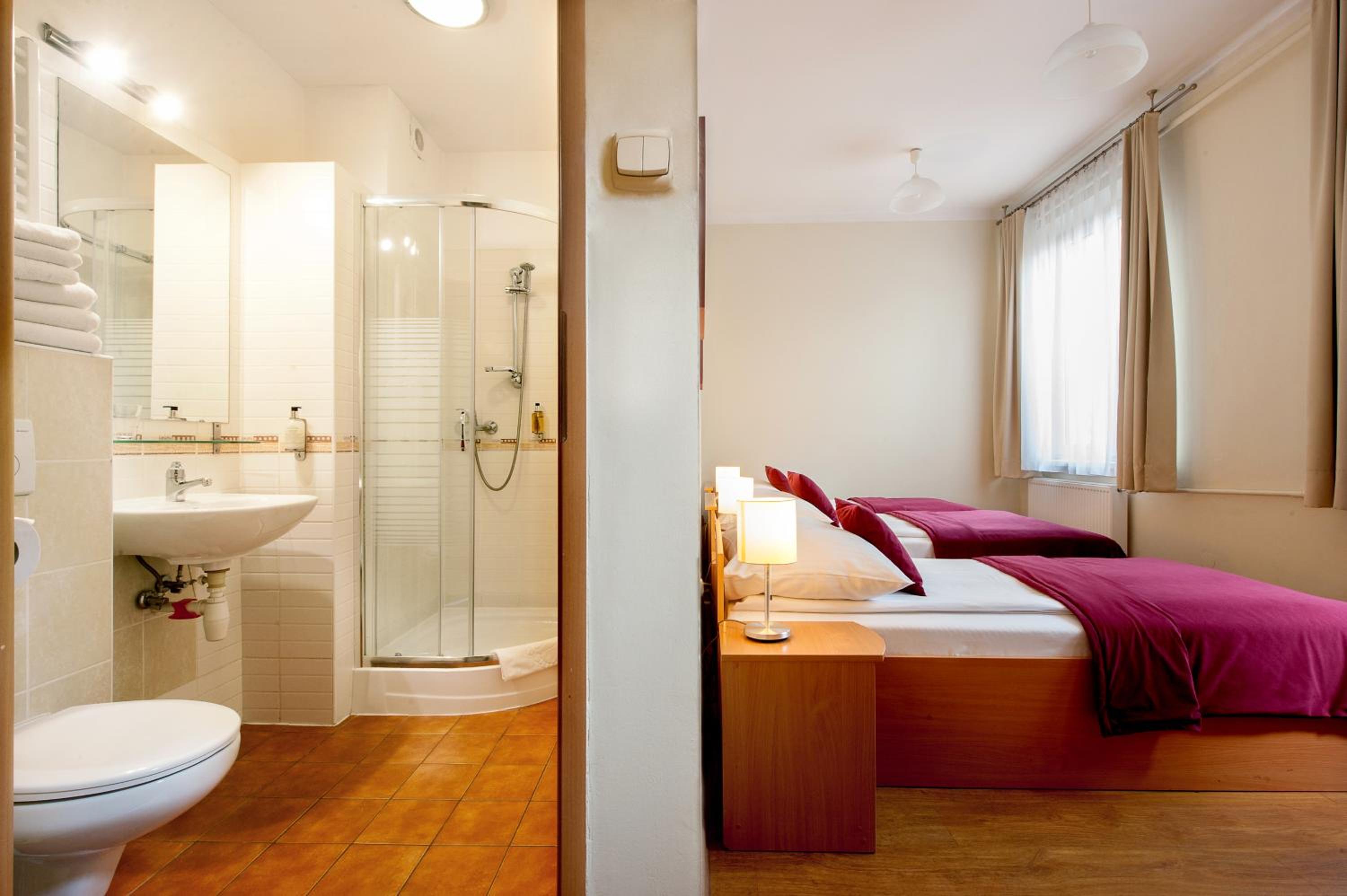 Triple Room - Photo 4