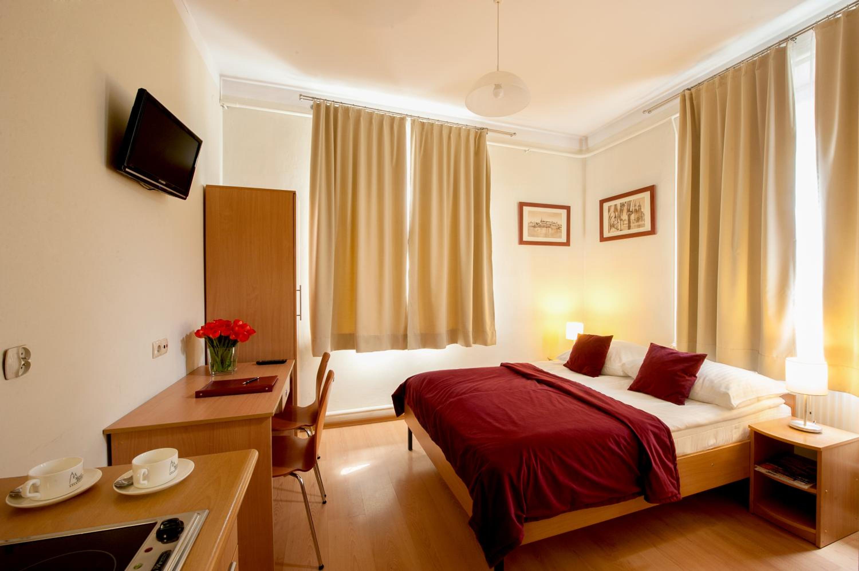 Double or Twin Room - Photo 1
