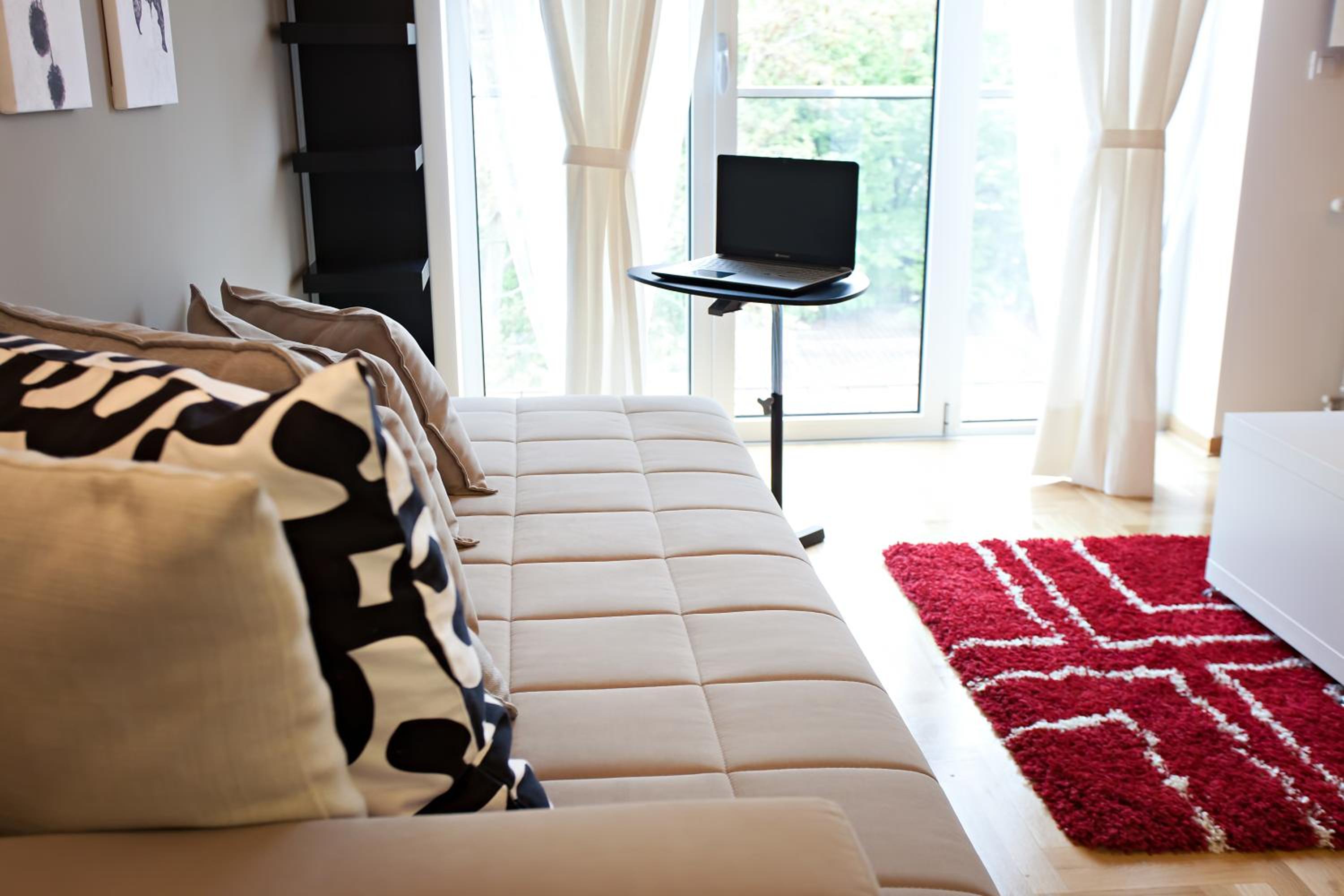 Studio (2 Adults)