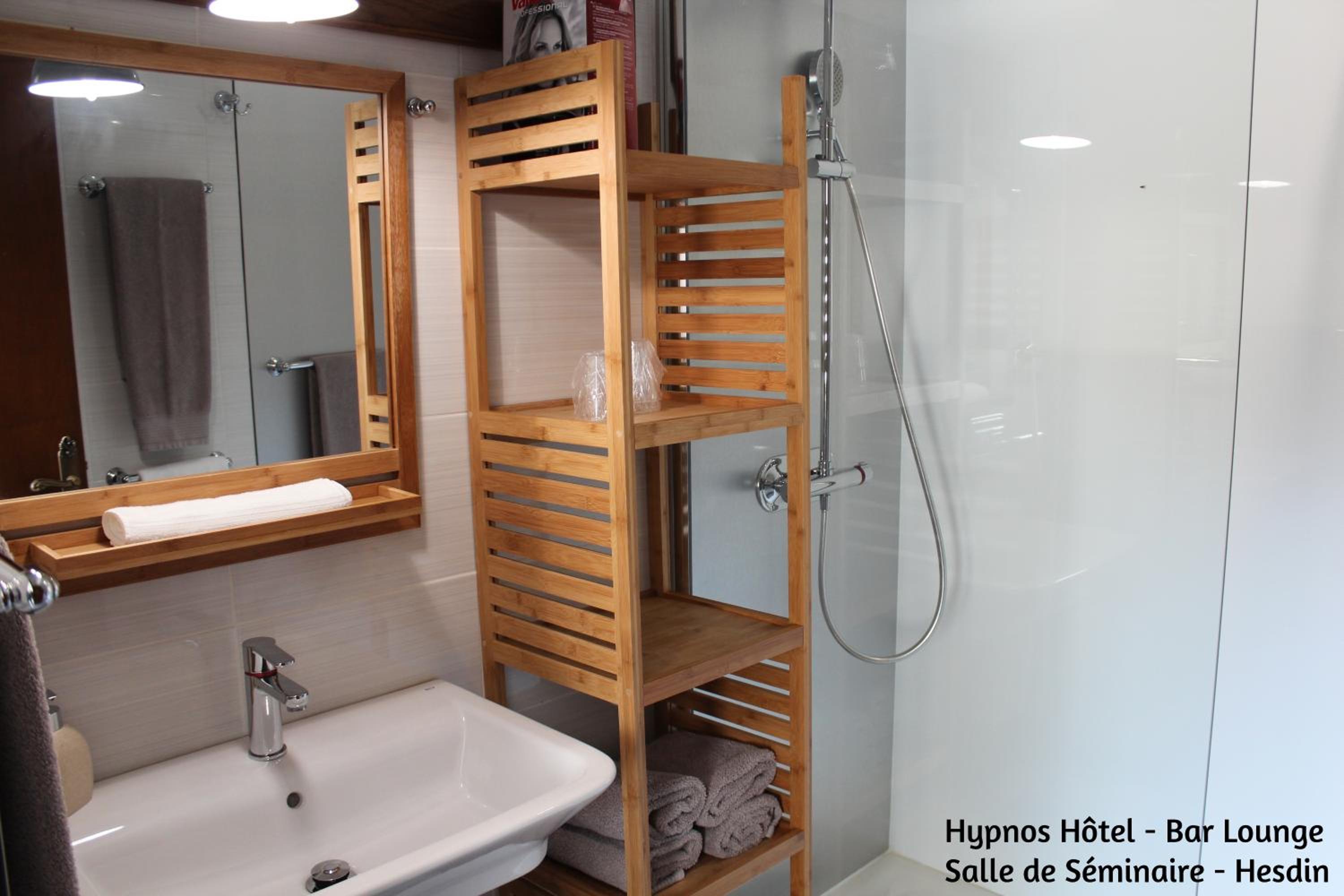 Suite - Photo 3
