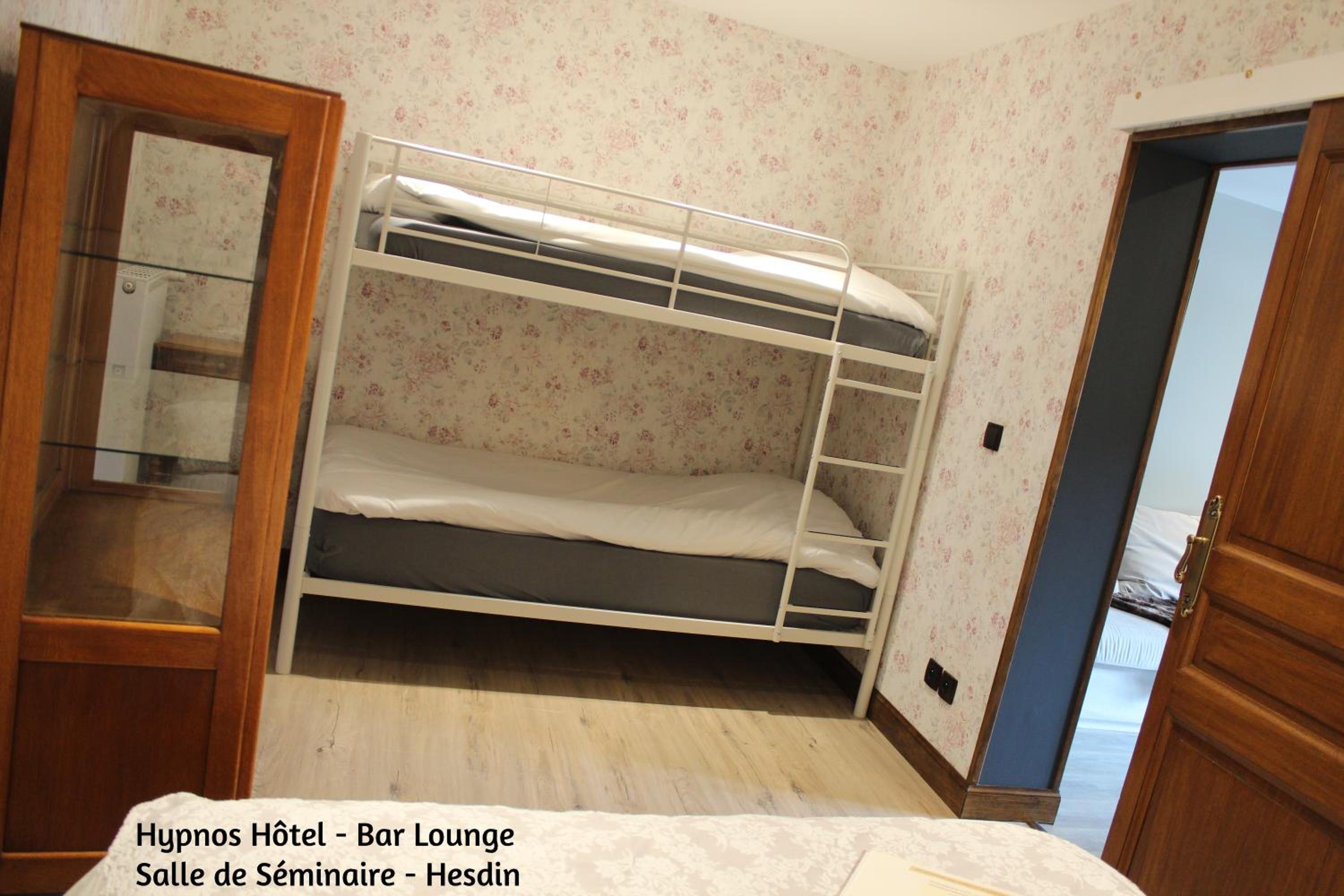 Suite - Photo 2