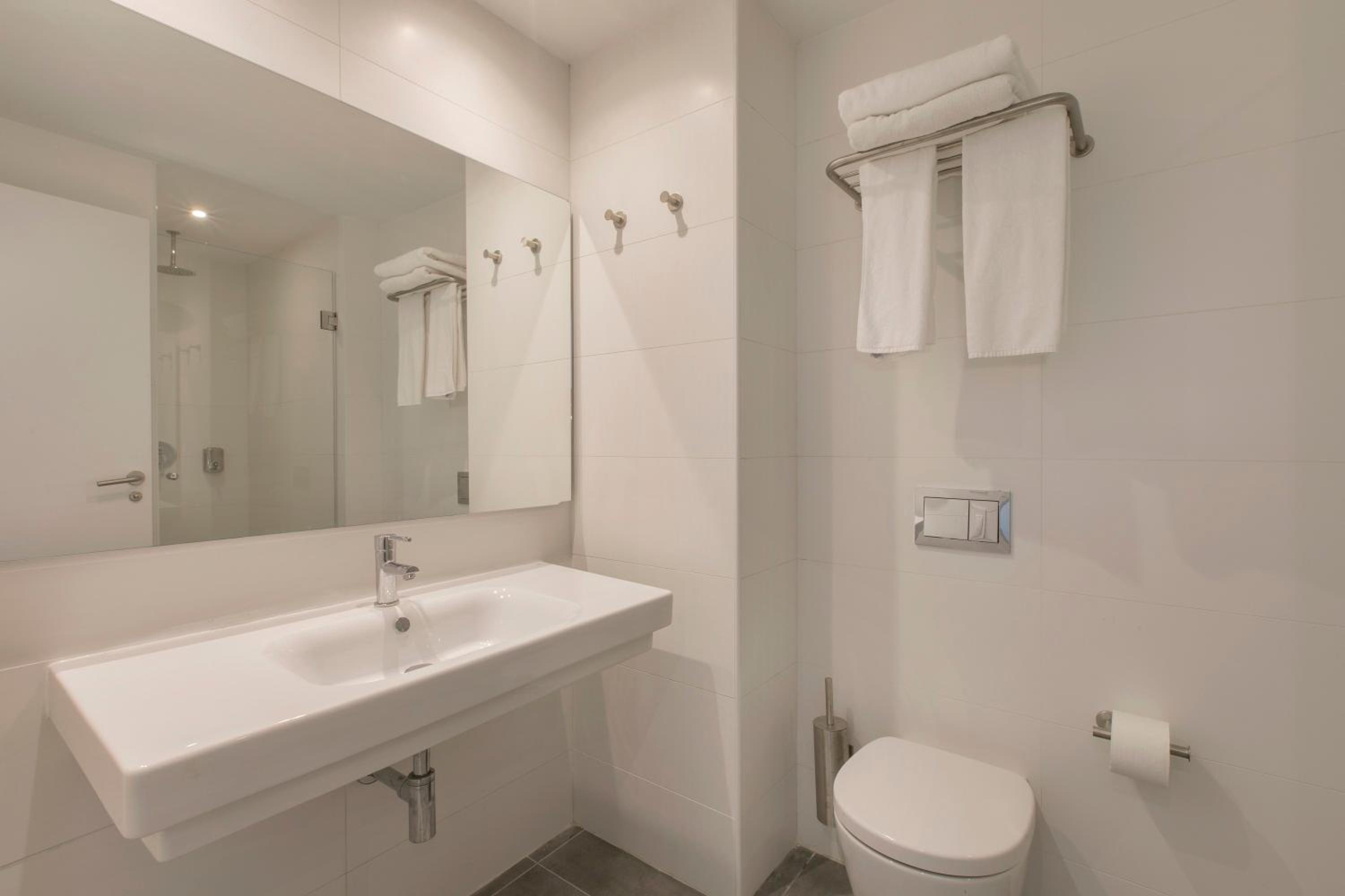 Double Room - Photo 4