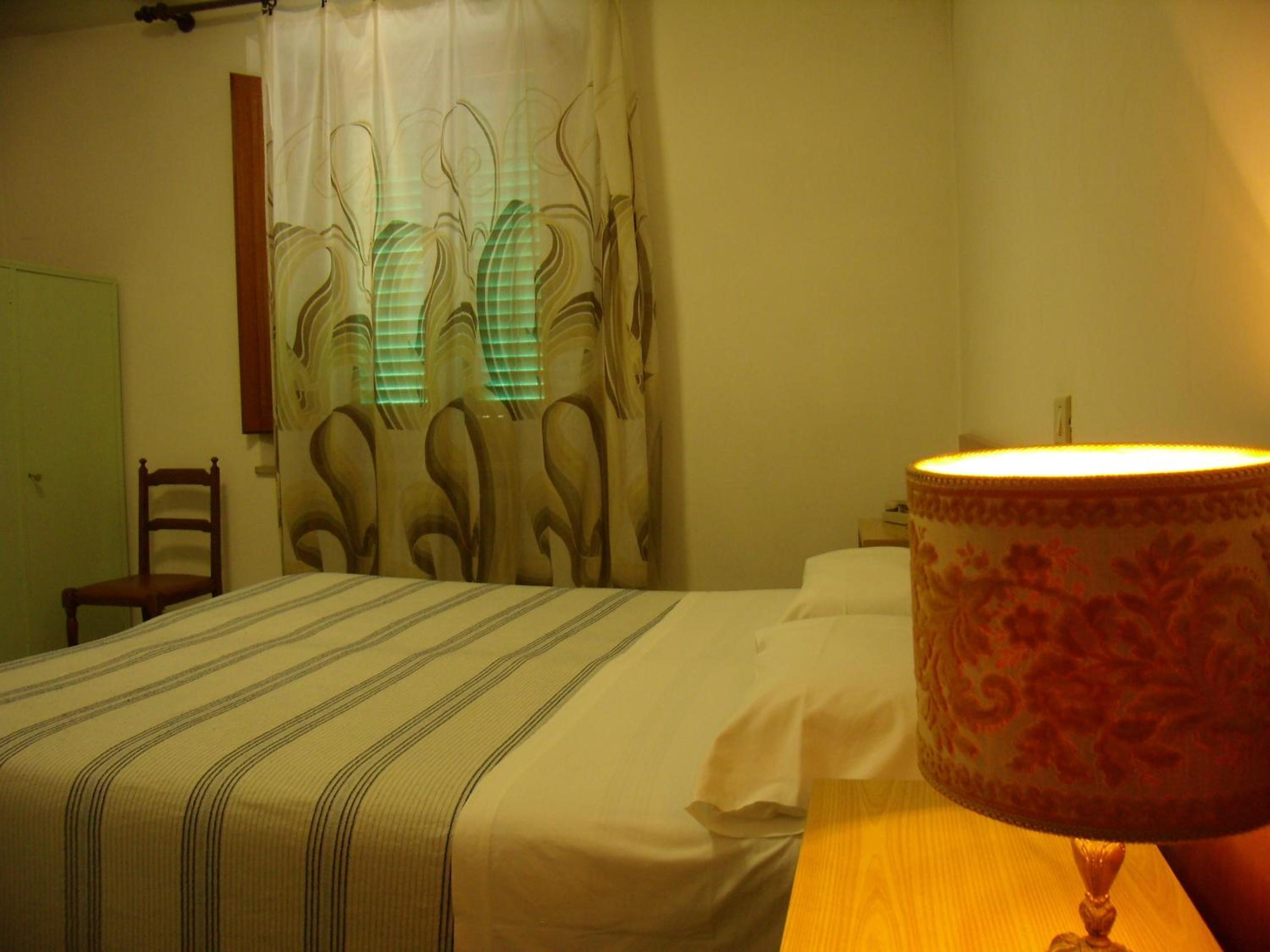 Double Room - Photo 22