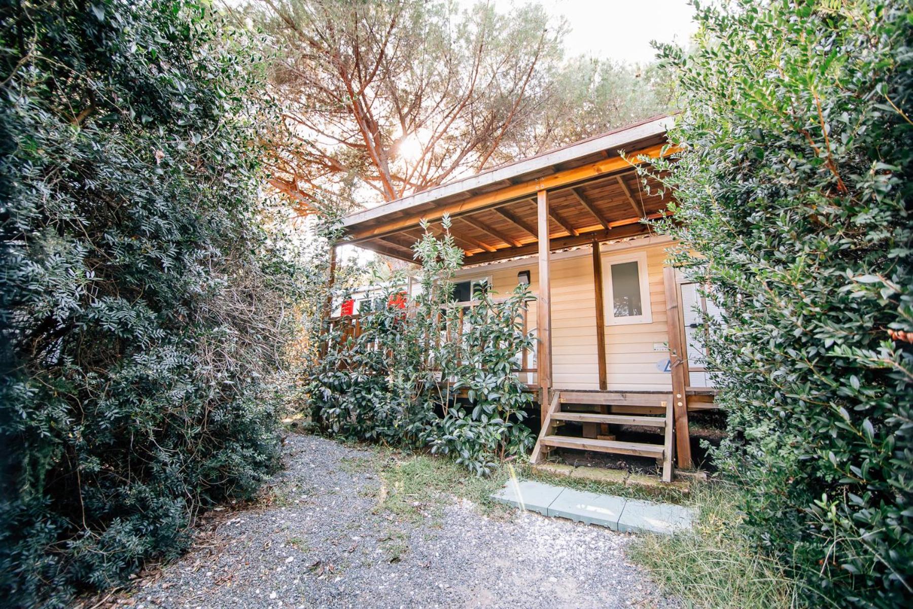 Mobile Home (4 Adults) with beach access - Photo 2