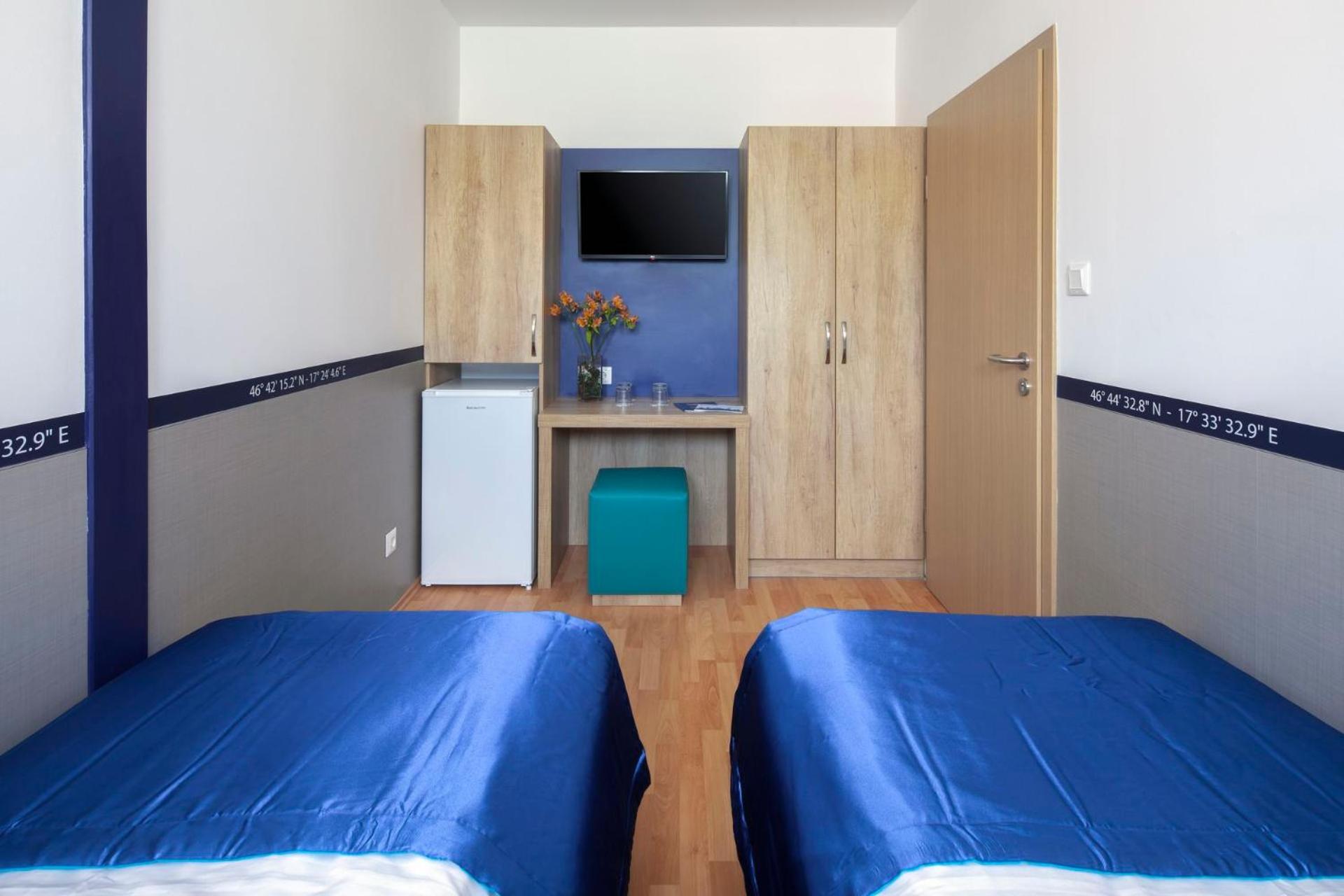 Classic Quadruple Room photo 1