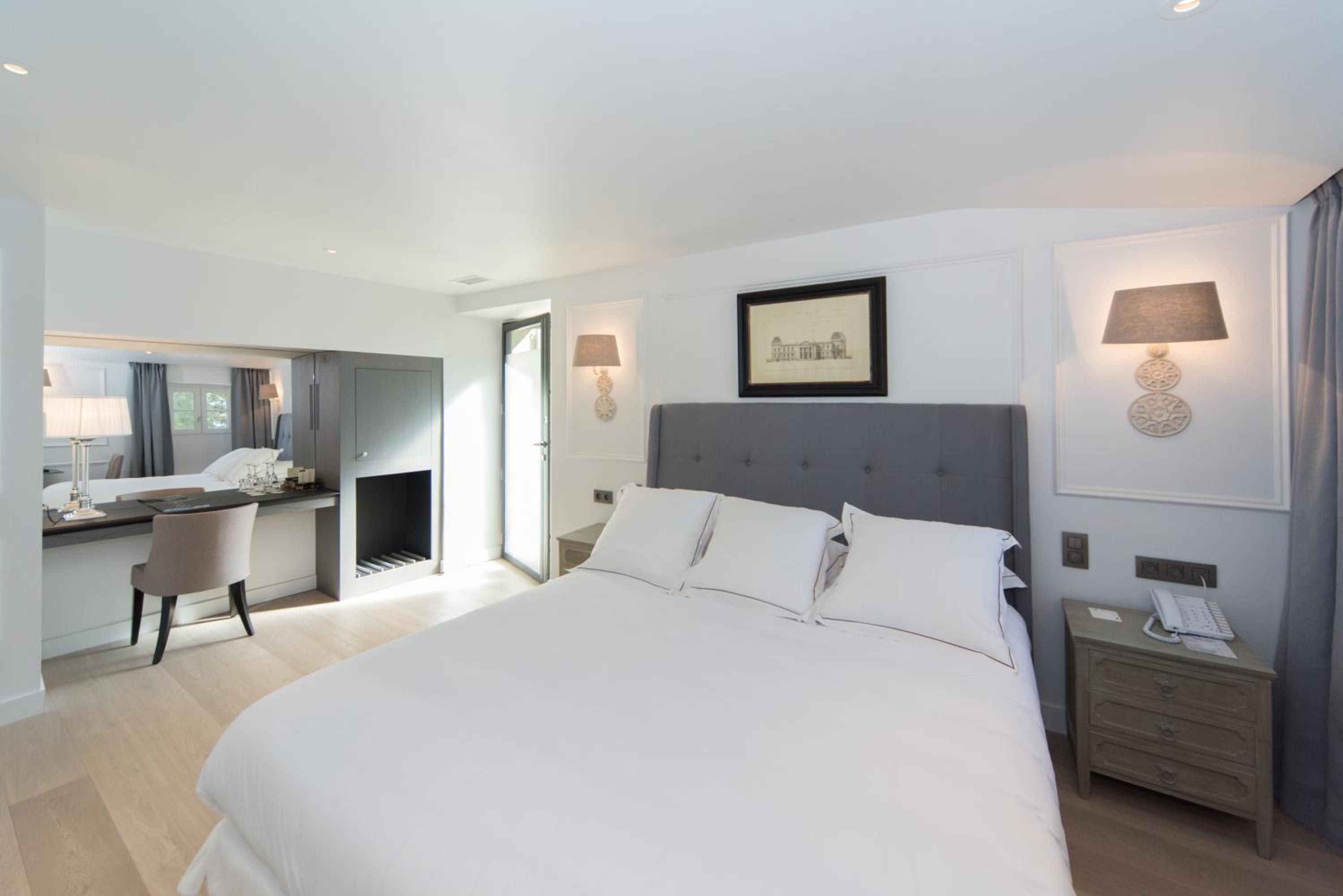Standard Double Room photo 2