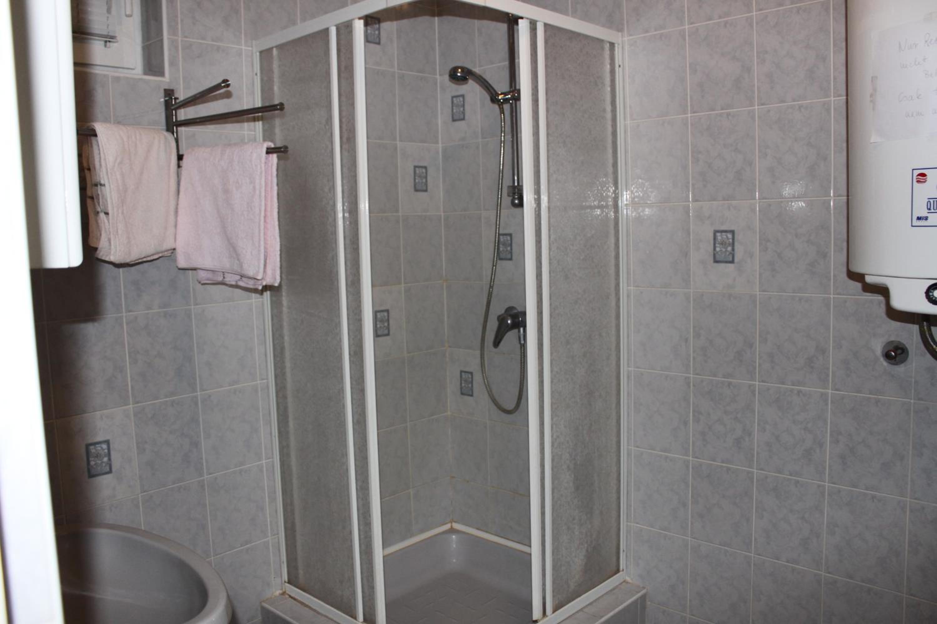 One-Bedroom Apartment with Balcony photo 3