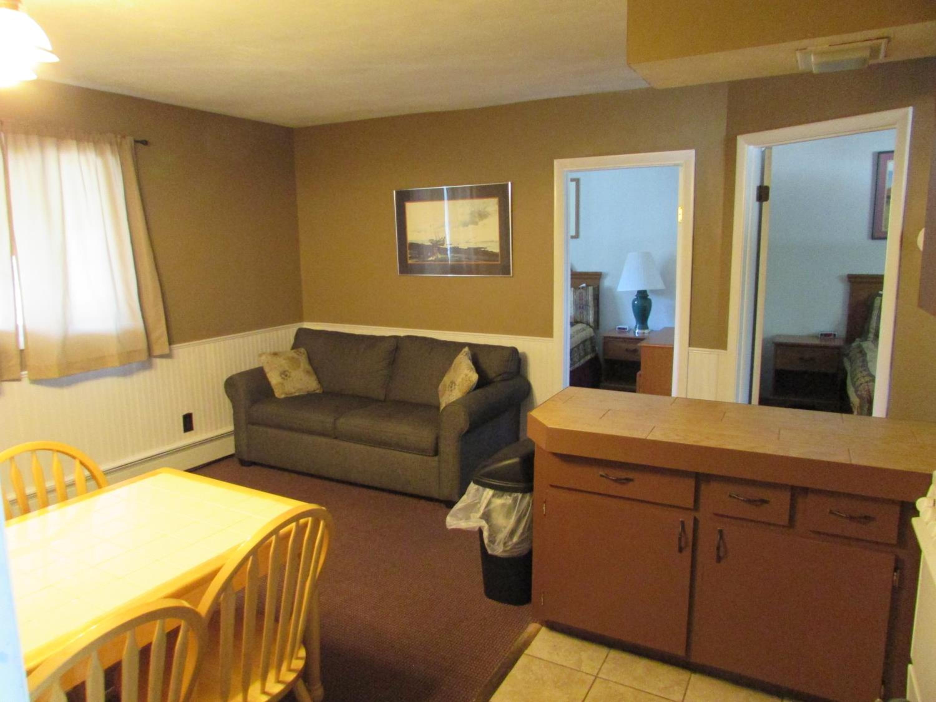 Two-Bedroom Efficiency photo 1