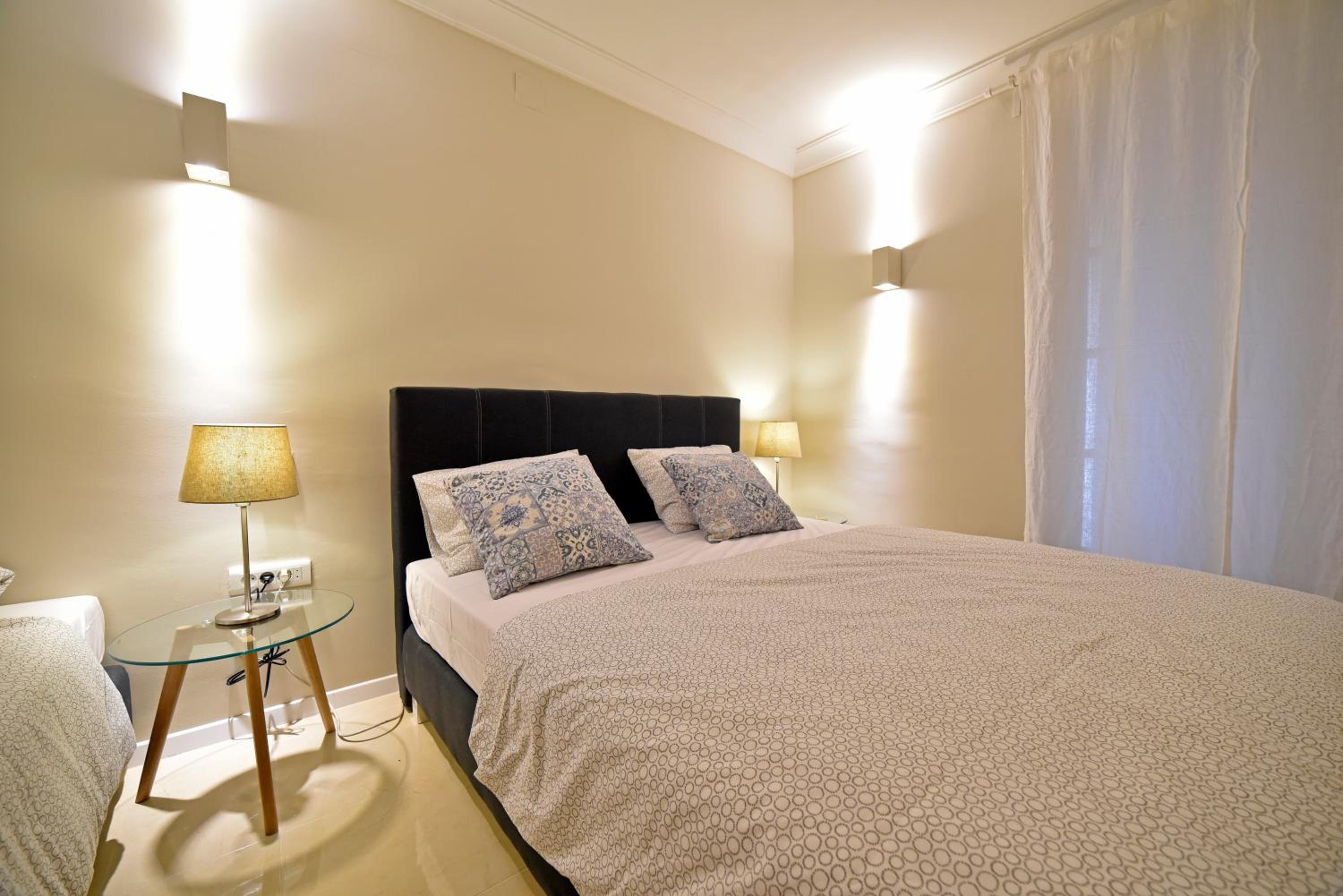 Double Room with Private Bathroom photo 2