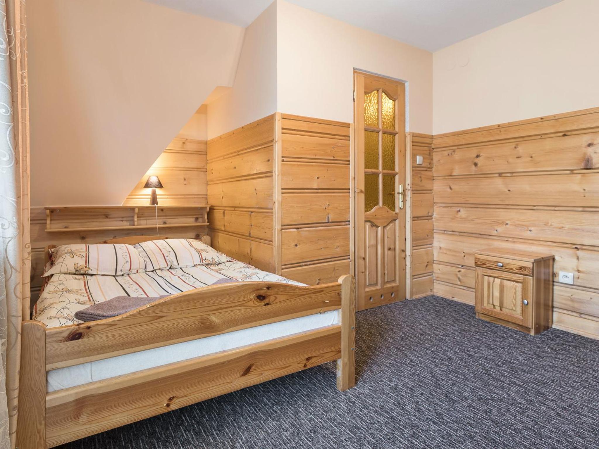 Double Room with Balcony - Photo 9