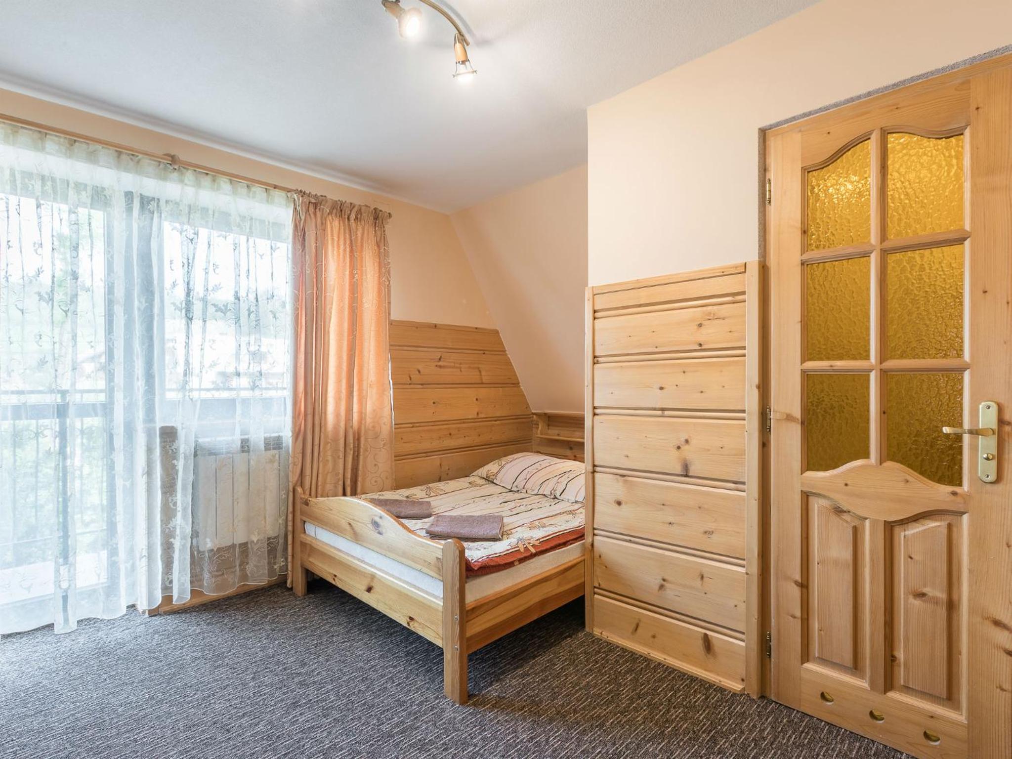 Double Room with Balcony - Photo 8