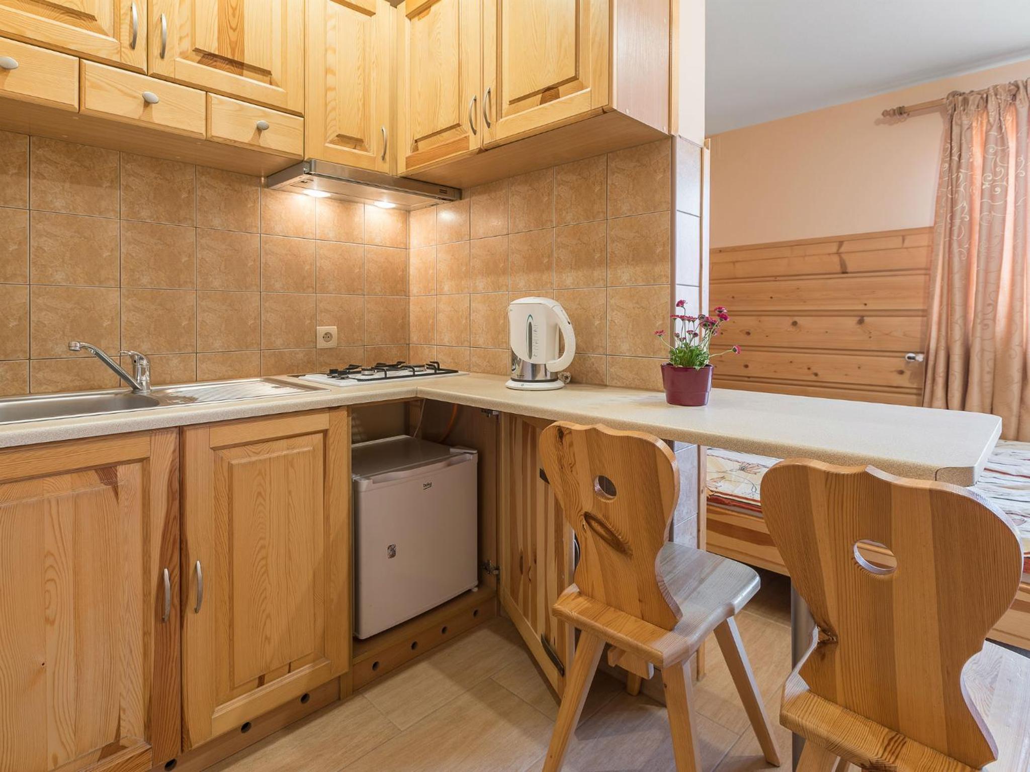 Double Room with Extra Bed, Kitchenette and Balcony  - Photo 7