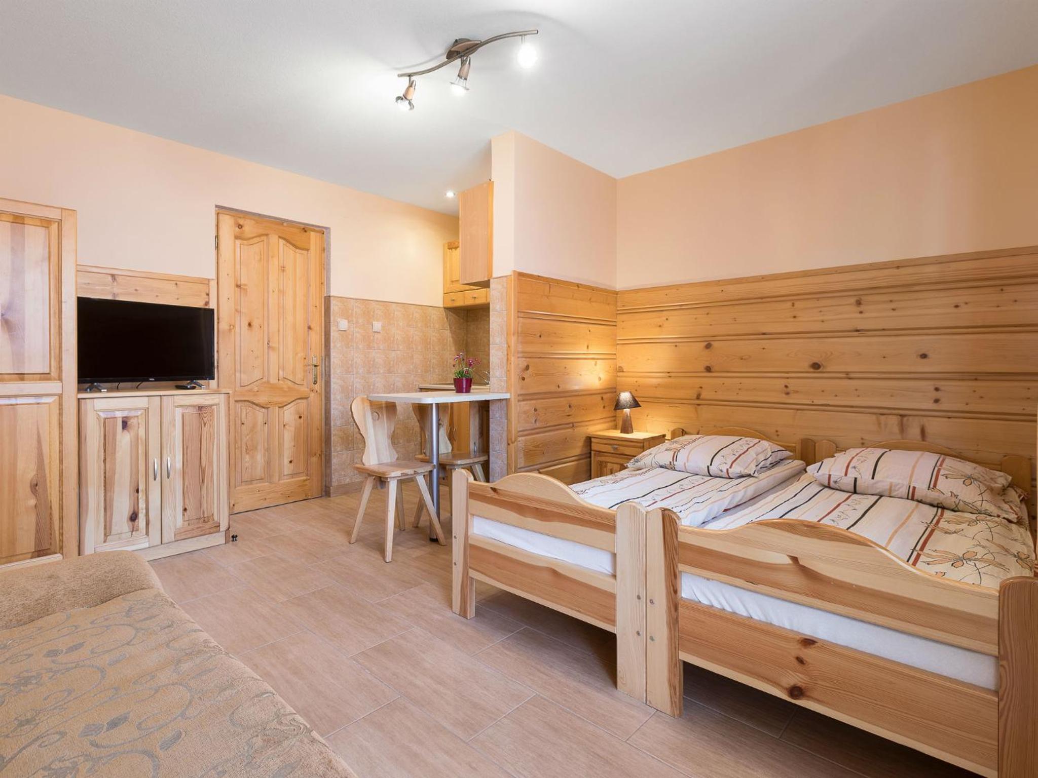Double Room with Extra Bed, Kitchenette and Balcony  - Photo 3