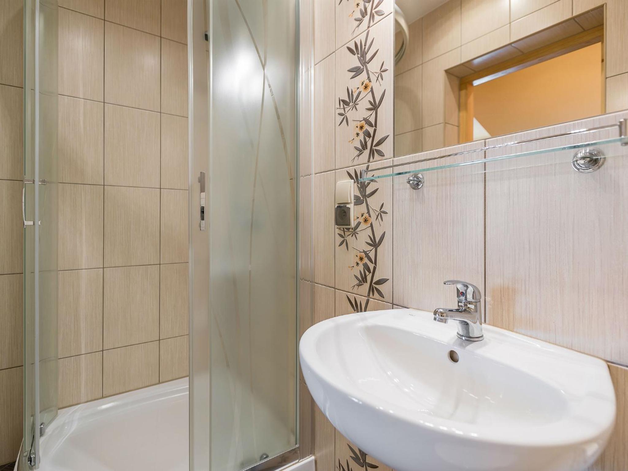 Double or Twin Room with Kitchenette - Photo 10