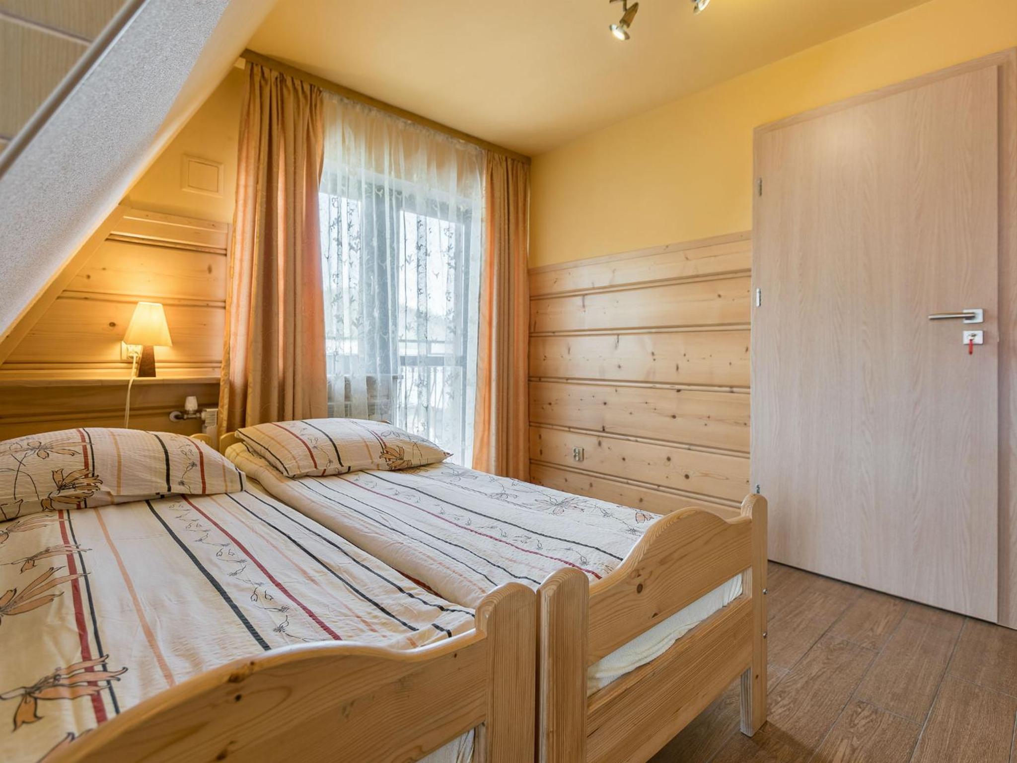Double or Twin Room with Kitchenette - Photo 18